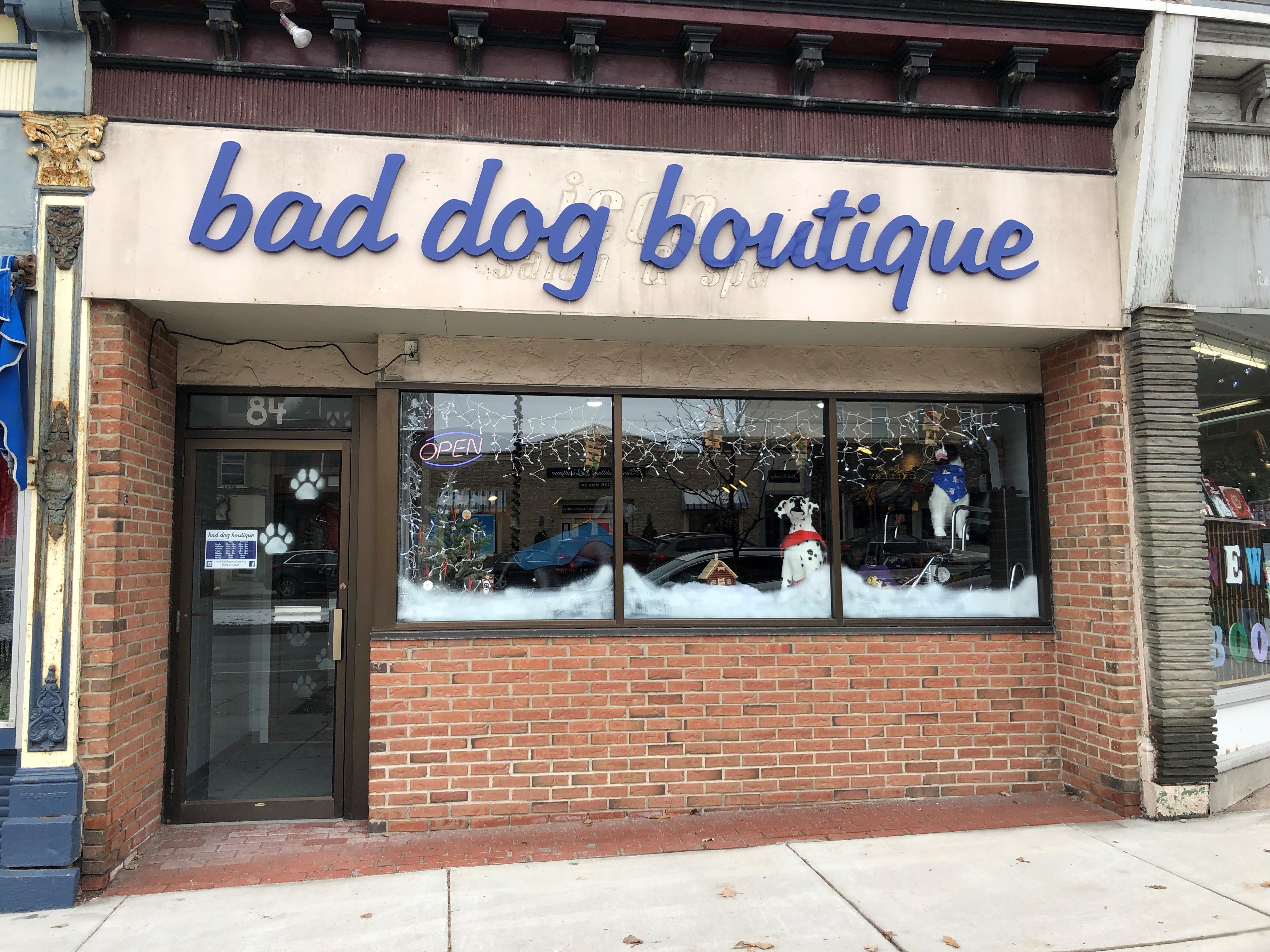 The doggie hot sale boutique