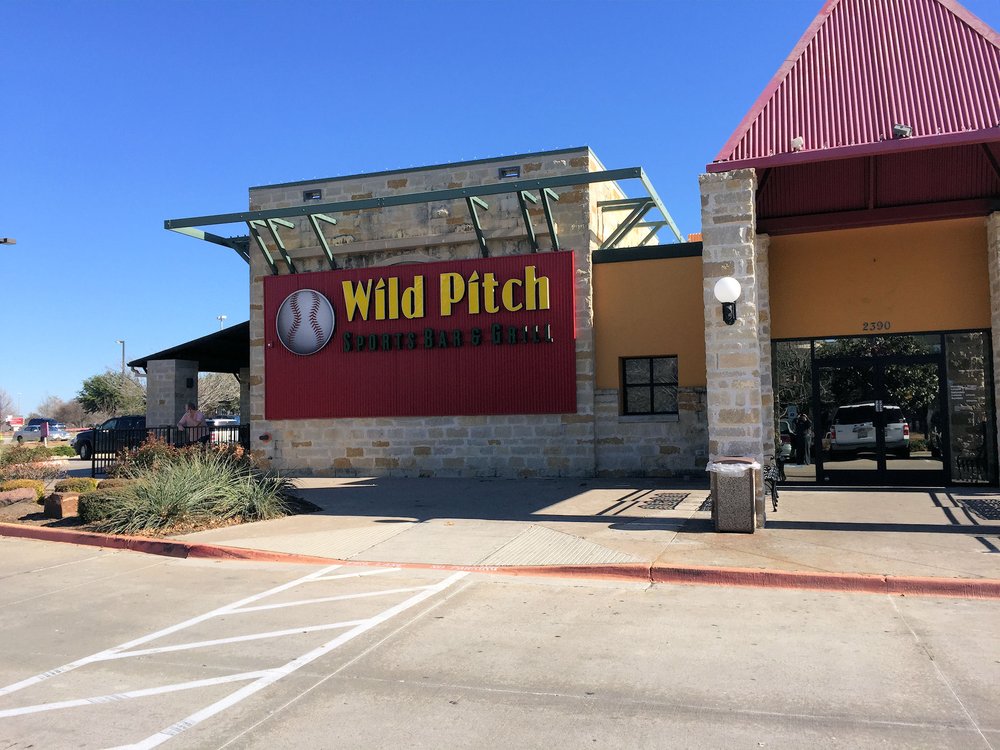 Wild Pitch Sports Bar Grill In Frisco Tx