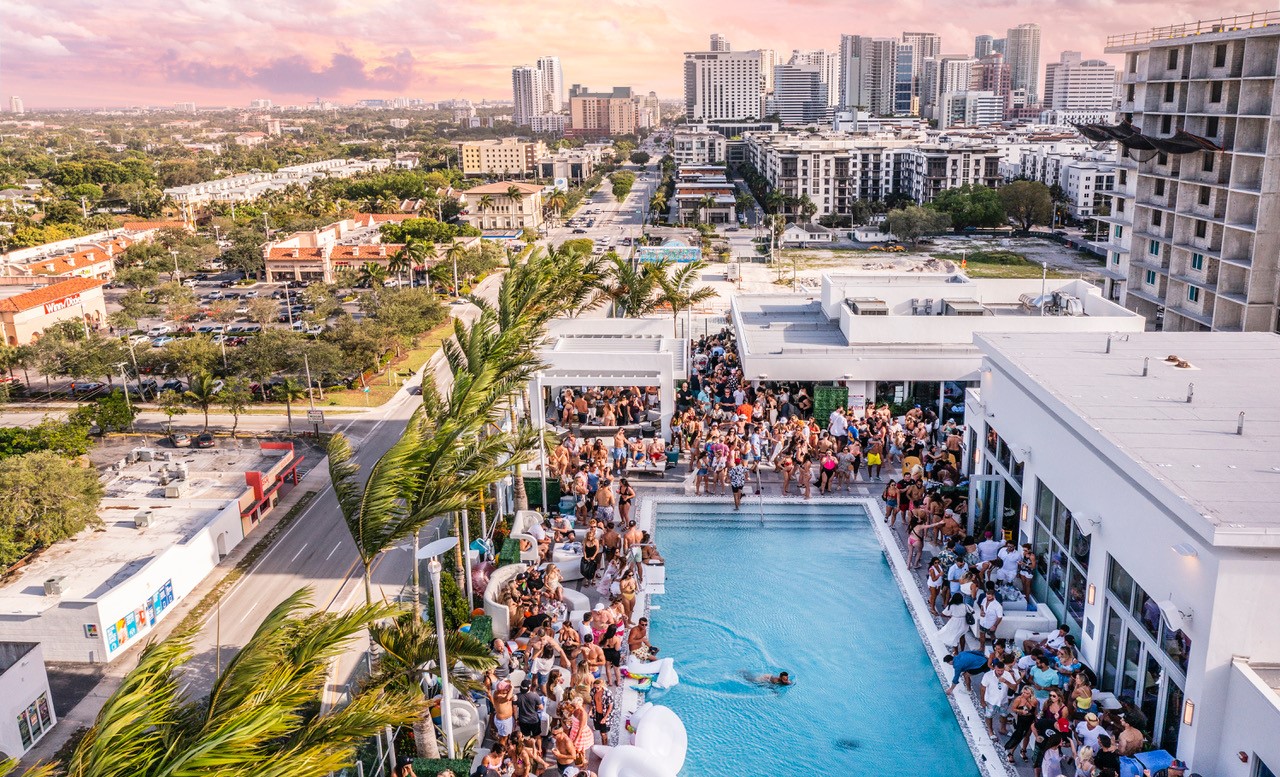 COURTYARD FORT LAUDERDALE DOWNTOWN