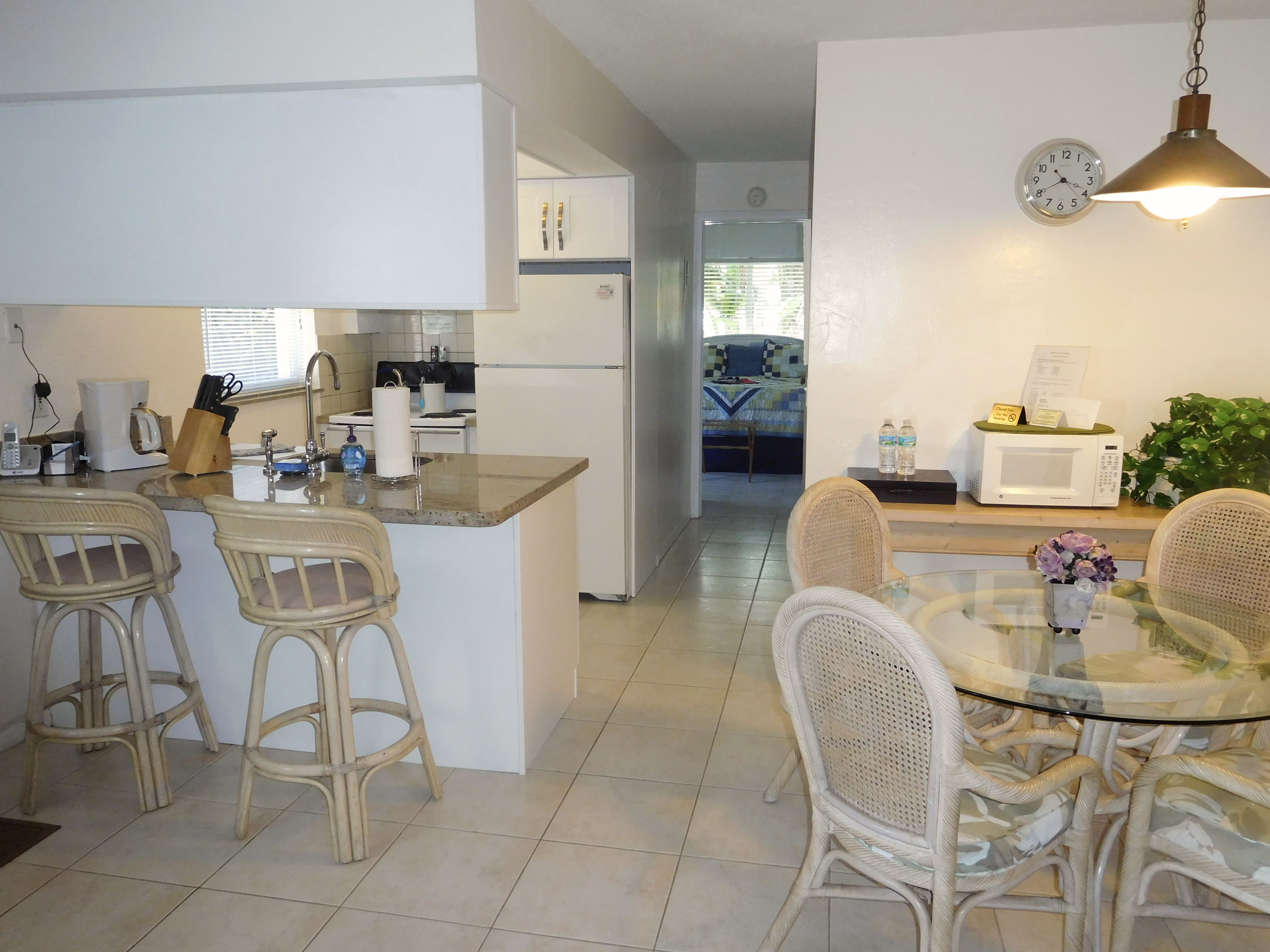 SUNNY PLACE APARTMENTS
