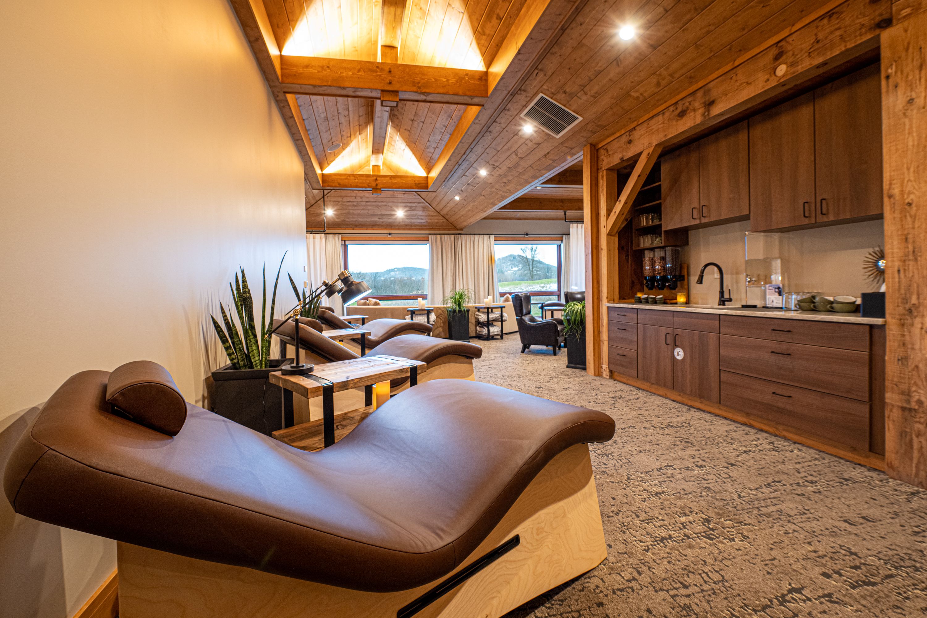 Massage Therapies  Eagle Ridge Resort & Spa