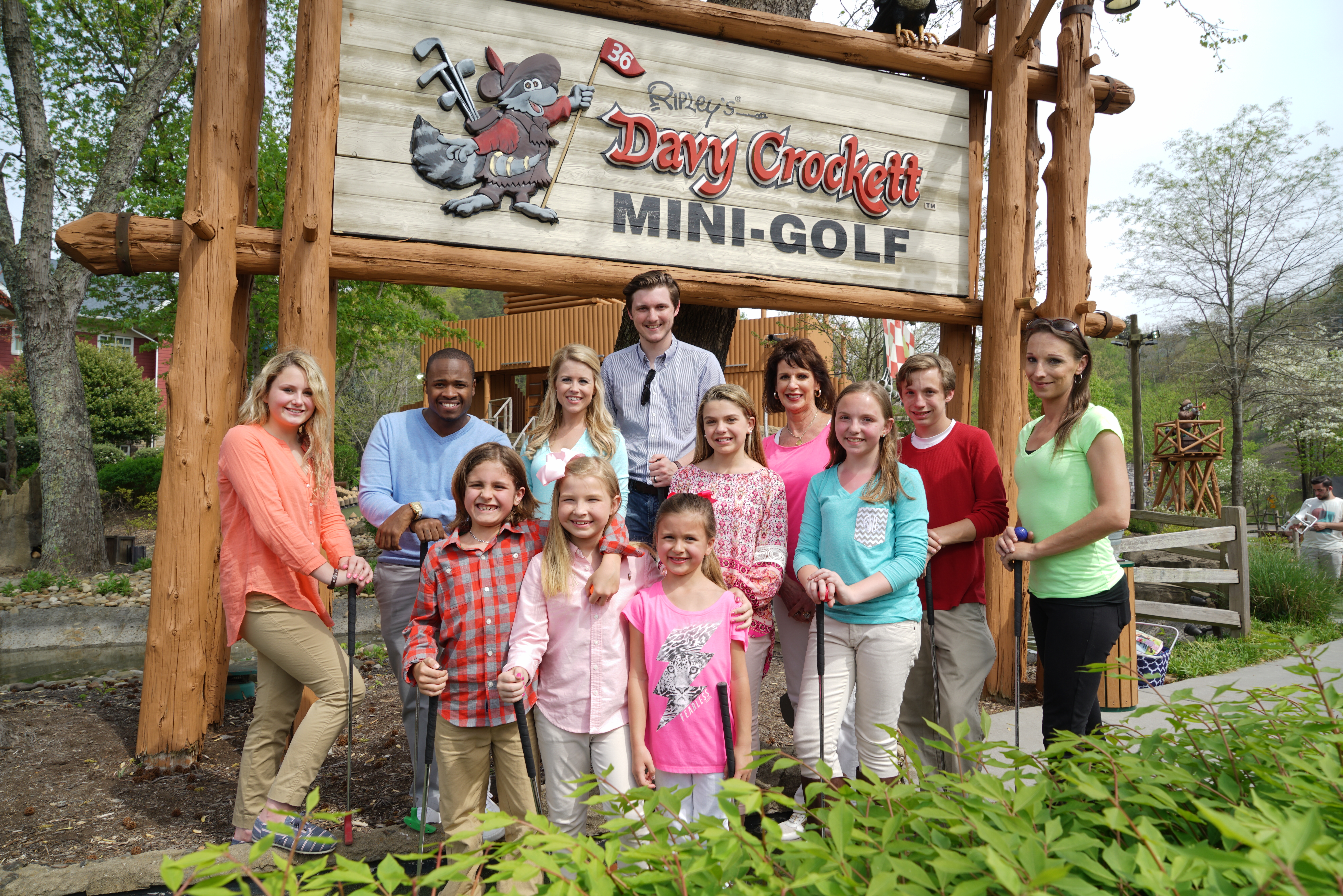 Ripley's Davy Crockett Mini Golf