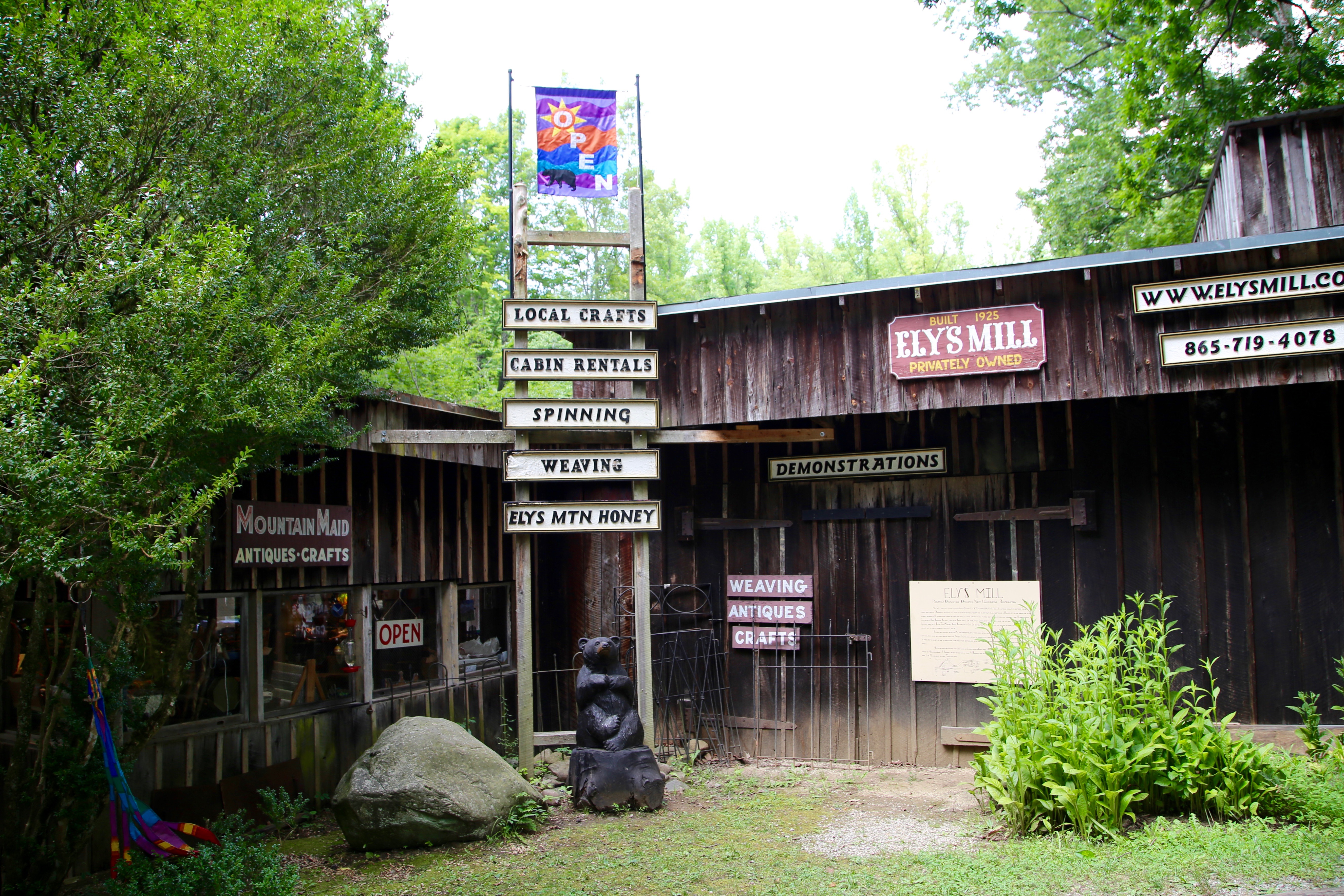 Ely's Mill Crafts & Antiques