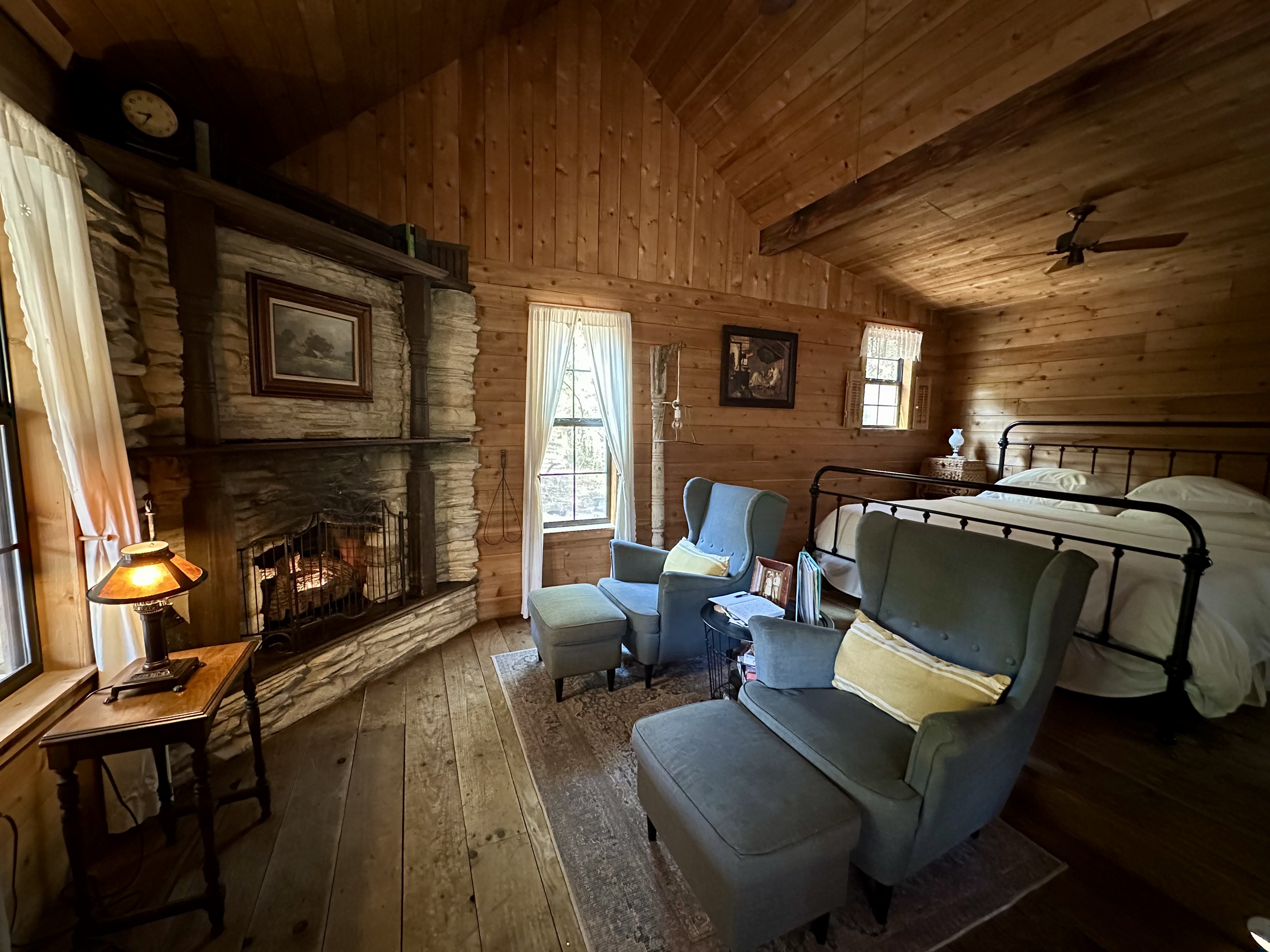 The Granbury Cabins at Windy Ridge, image size:4032x3024