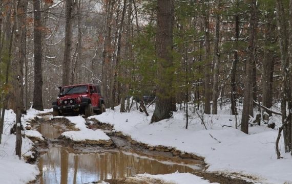 image-greenbrier-off-road-winter 570x360