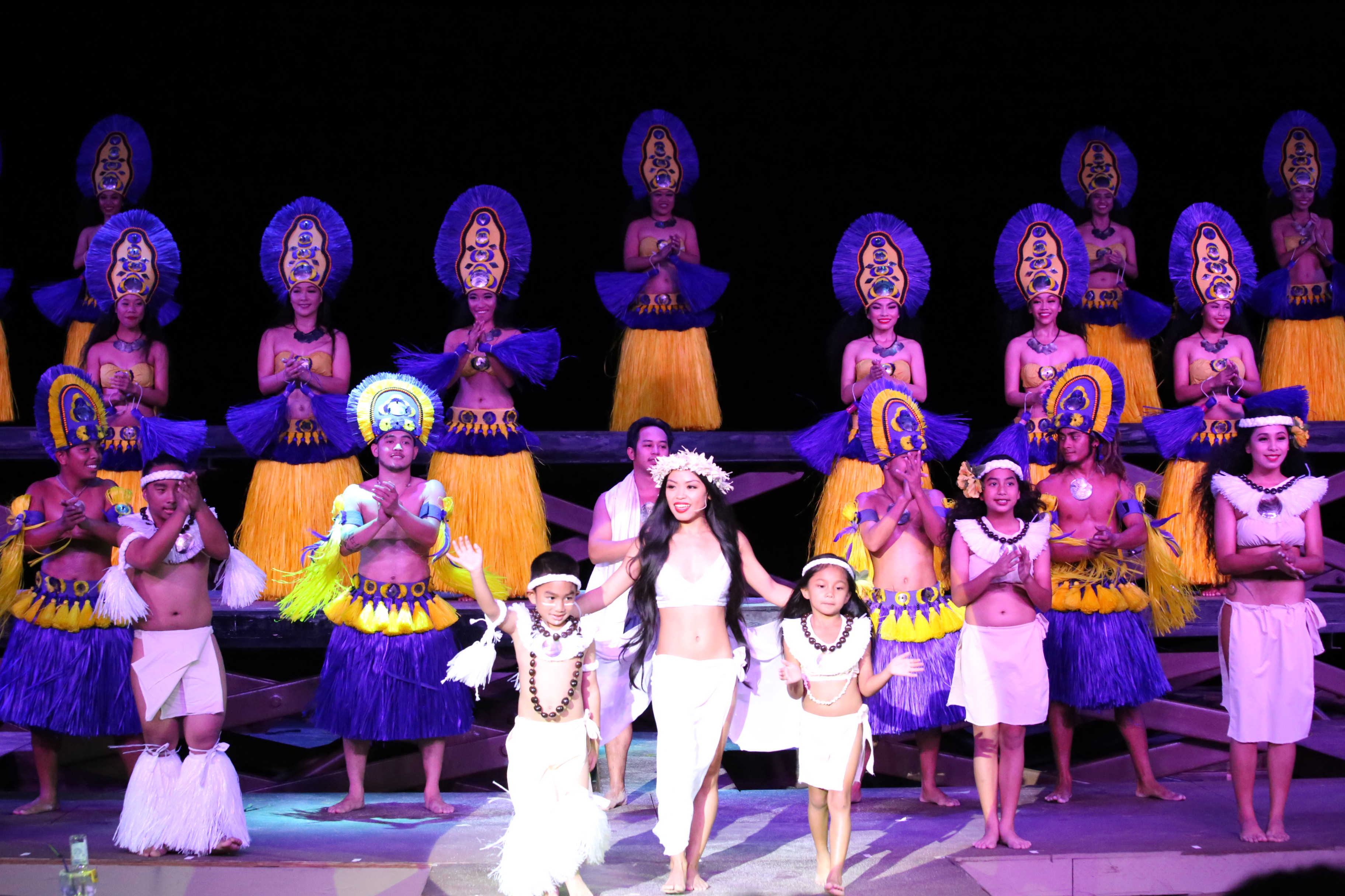 タオタオタシ - バーベキュー ビュッフェ ディナーショー