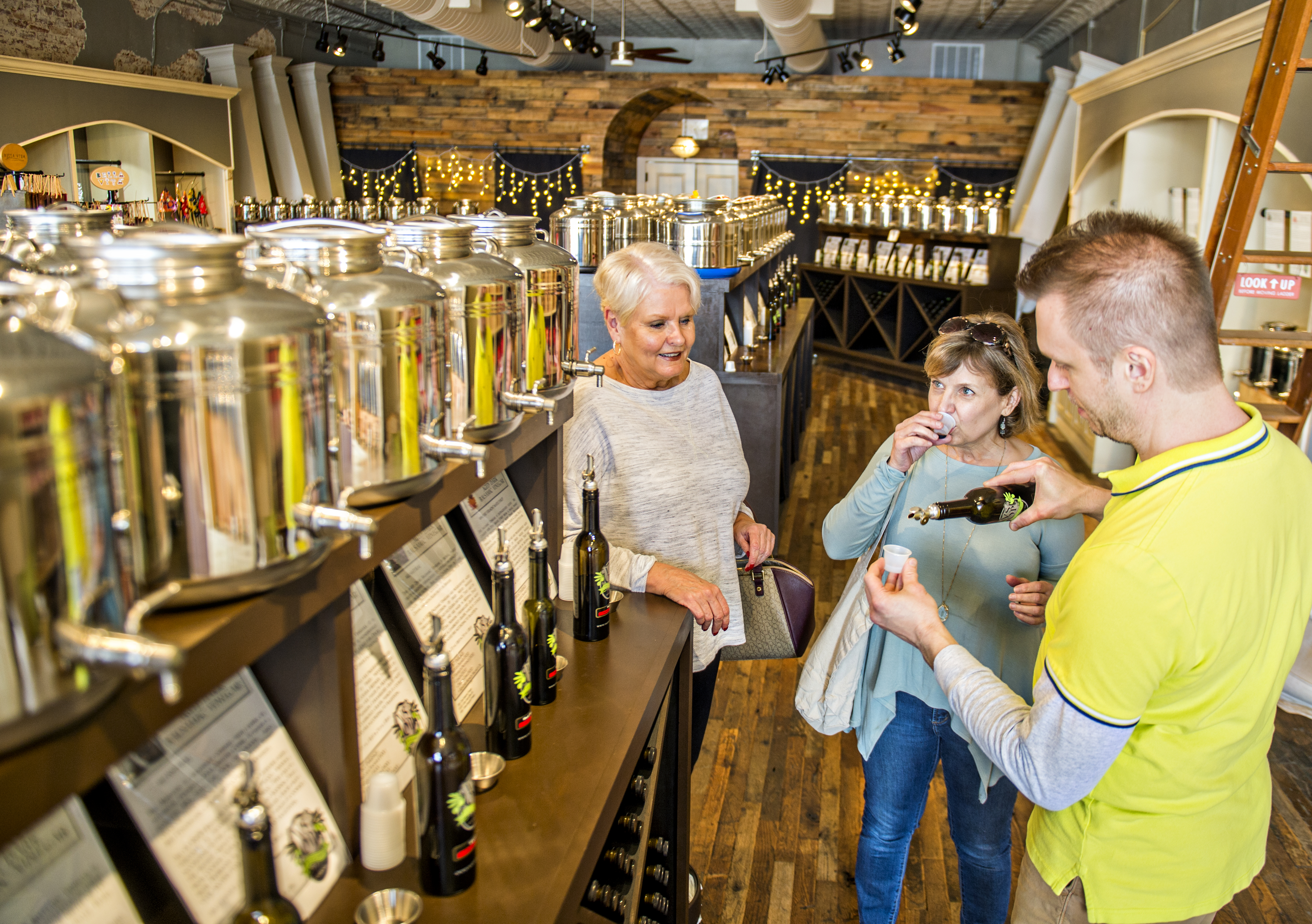 Saratoga V.S.O.P. & Camus ナポレオン５本セット VSOP Olive Oil & Vinegar Taproom - Historic Downtown Norcross