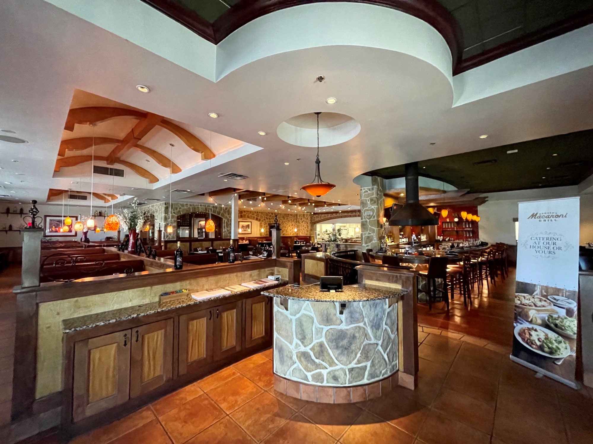 Babe's Macaroni Grill & Bar