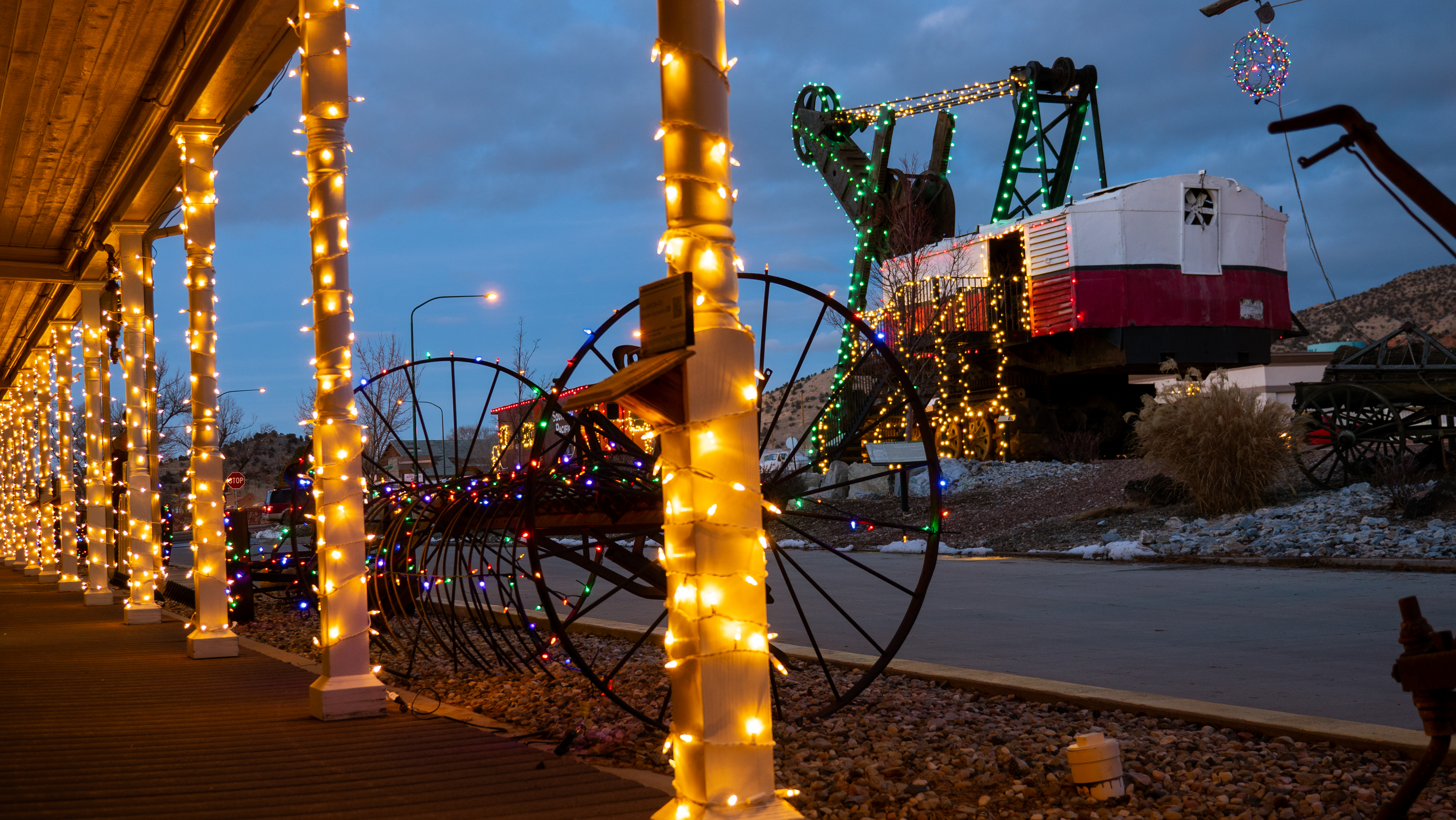 FH: Lights at the Homestead