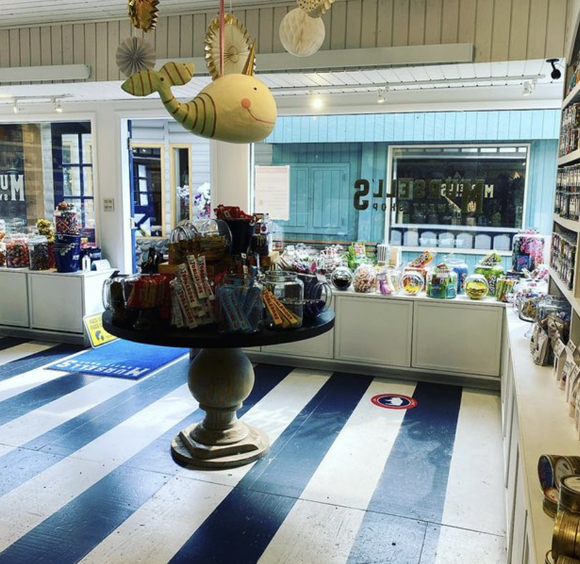 c7bafb14-b548-46d4-aedc-