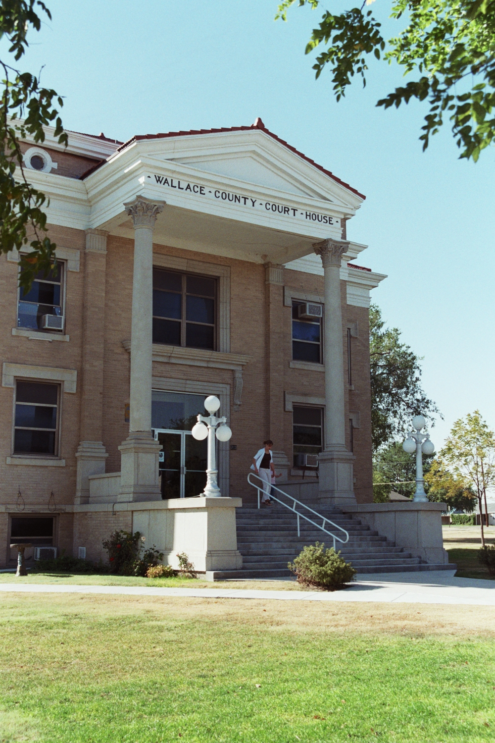 Wallace County Courthouse - Sharon Springs KS, 67758