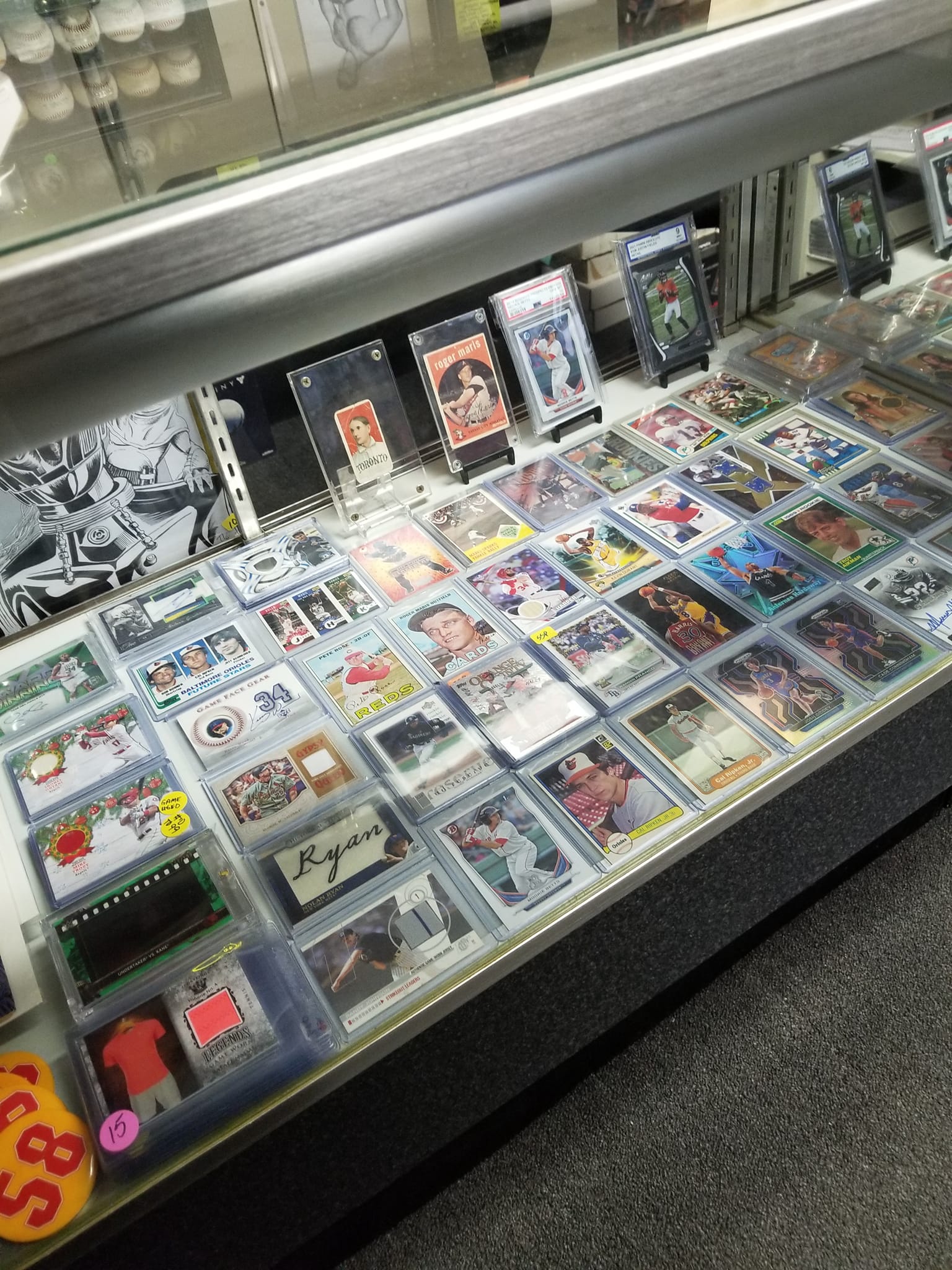 Thorne's House of Cards & Collectibles - Atchison KS, 66002