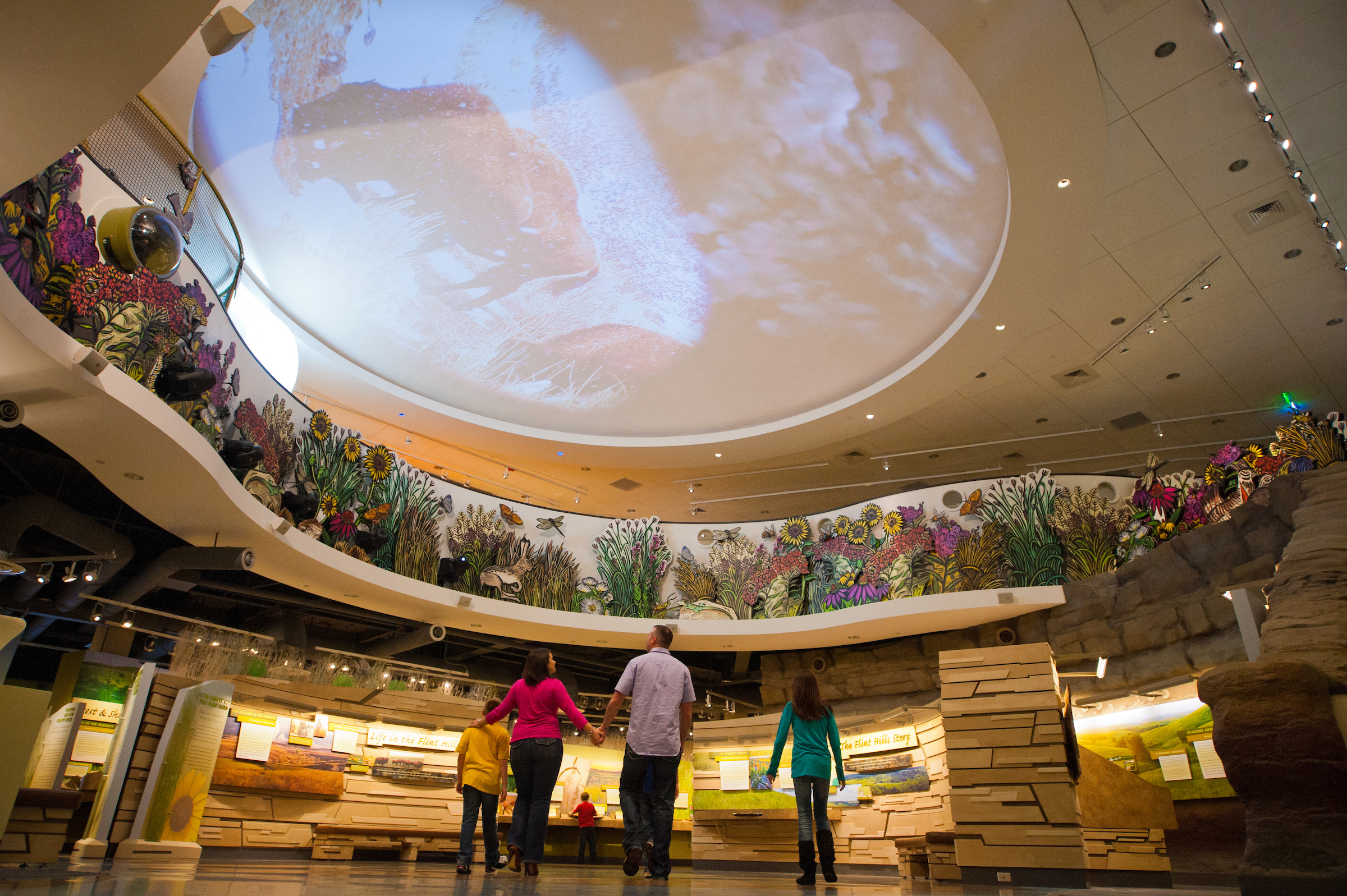 What are the Flint Hills?  Flint Hills Discovery Center, KS