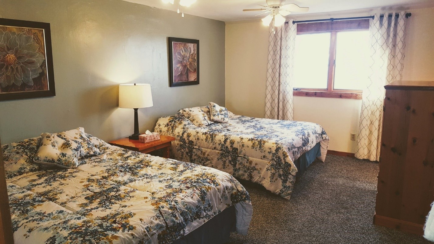 The Barn Bed & Breakfast Inn - Valley Falls KS, 66088