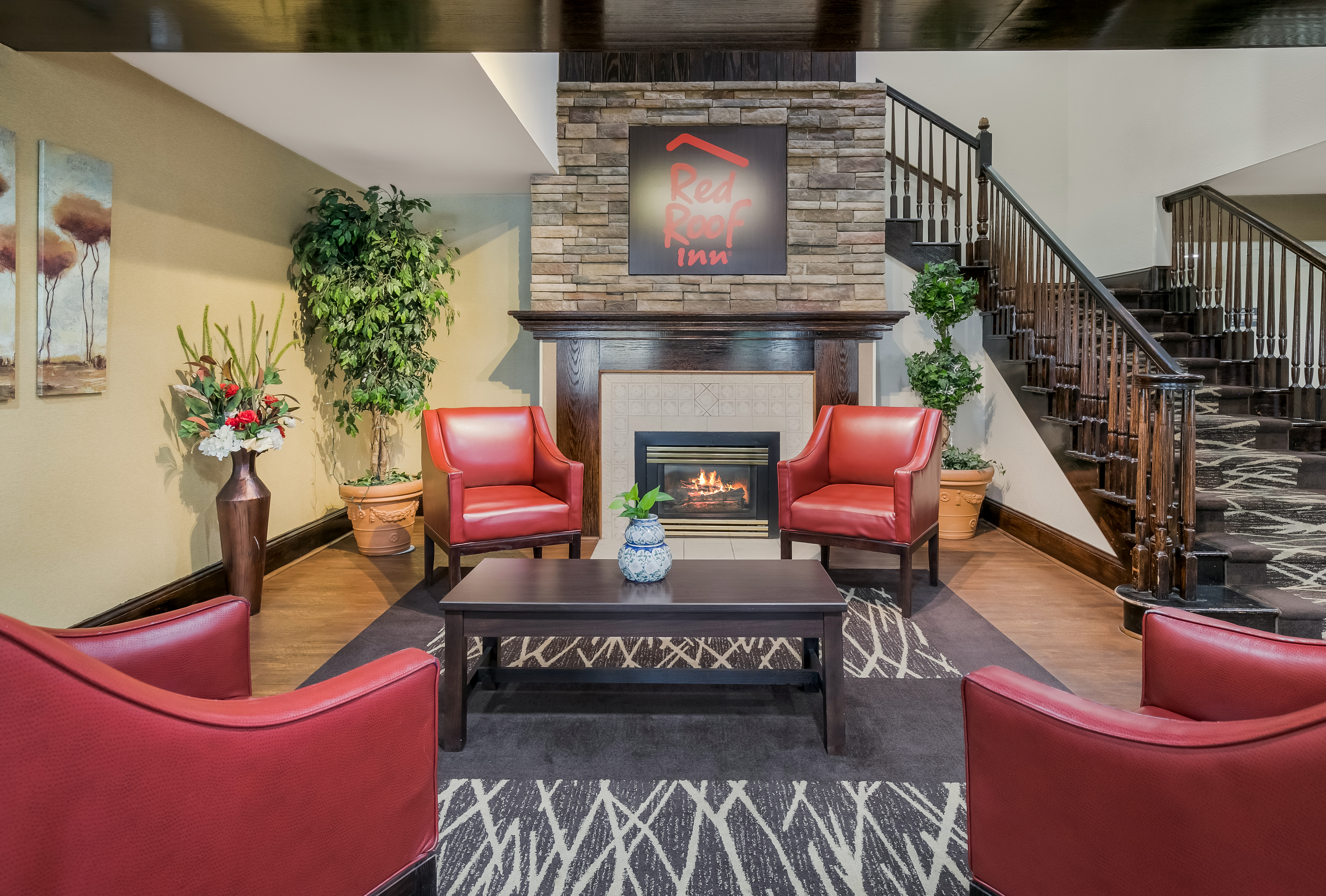 Red Roof Inn and Suites Knoxville East | Knoxville, TN