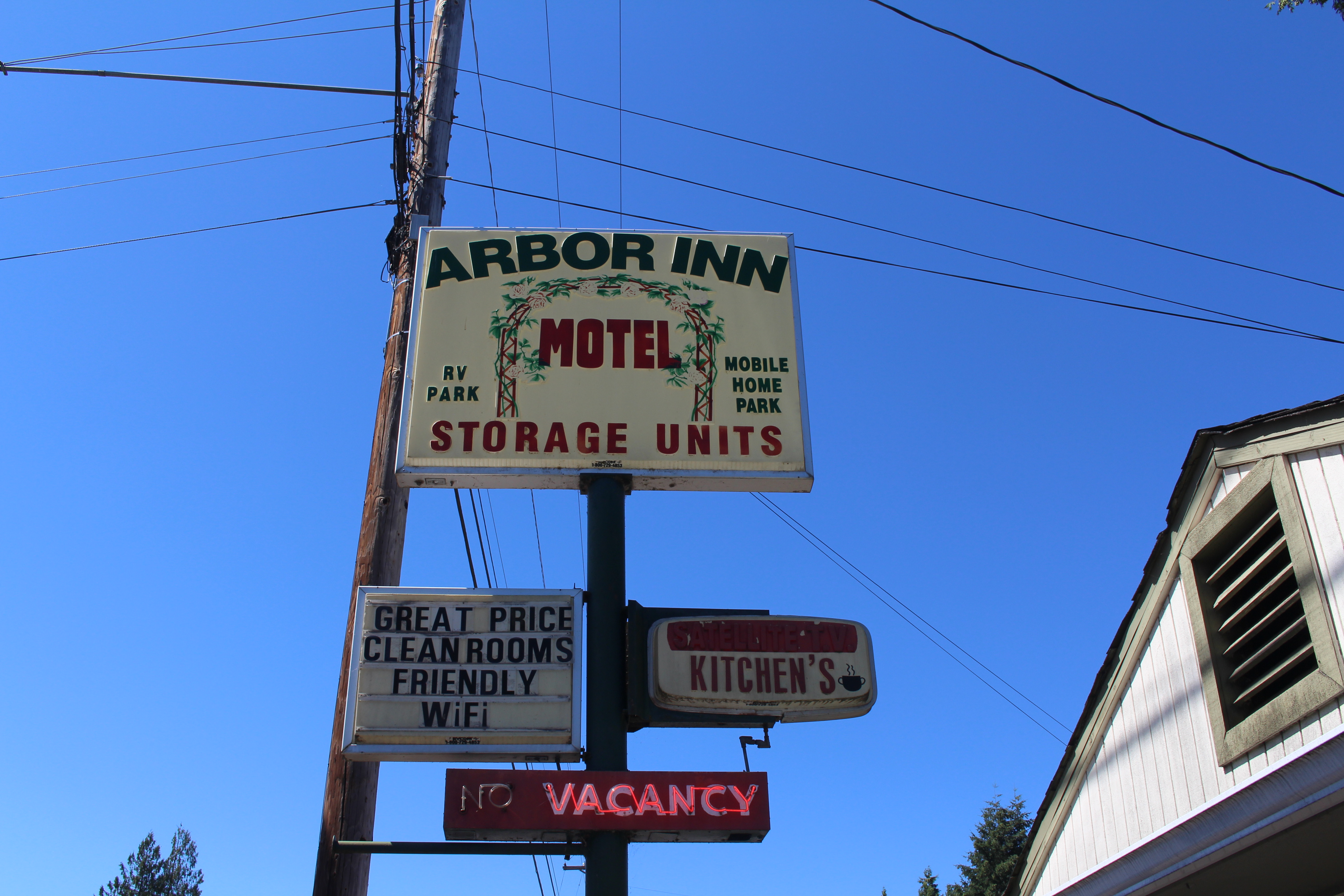 Arbor Inn Motel Oakridge Rv Park