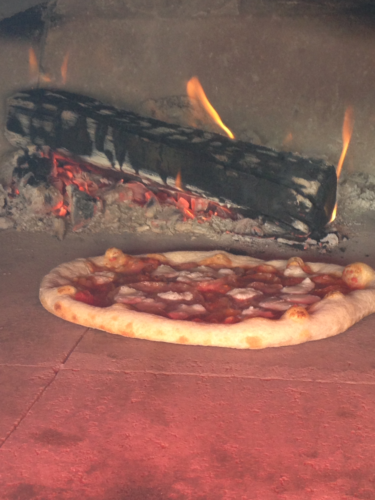 Dining Pizza Alibi Wood Fire Pizzaria & Bakery | Visit Laramie