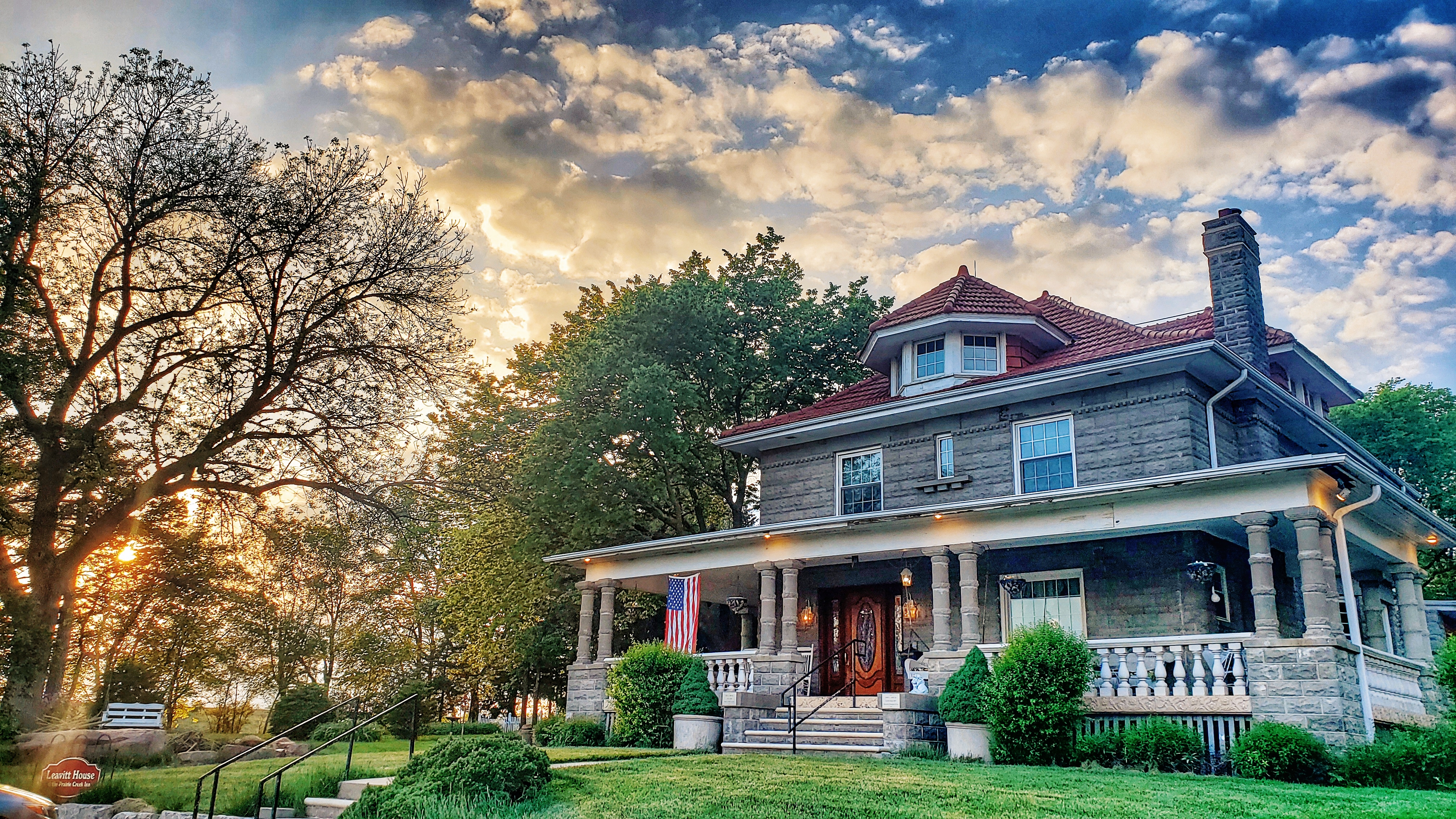 Prairie Creek Inn