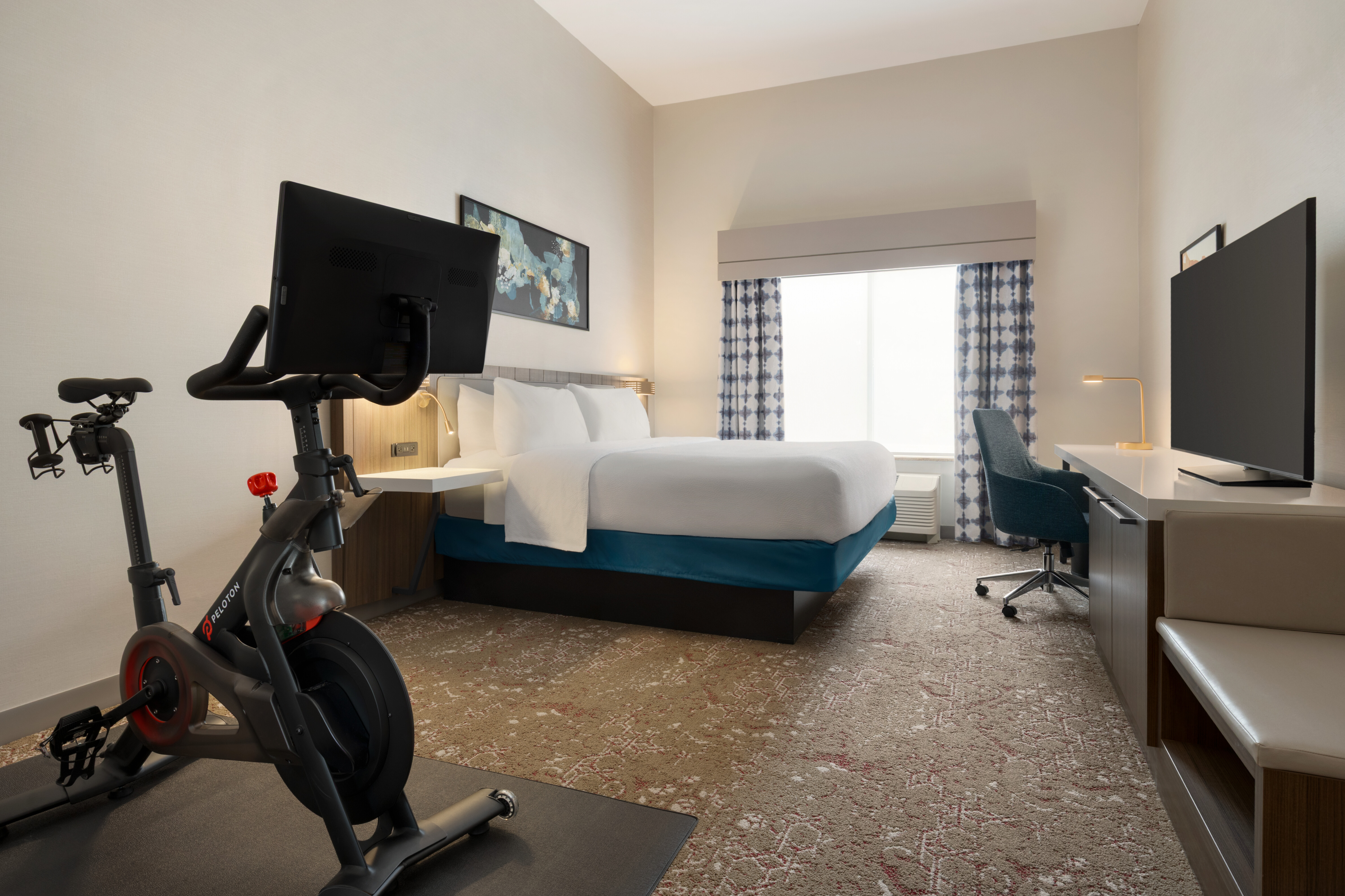 King Room with Peloton