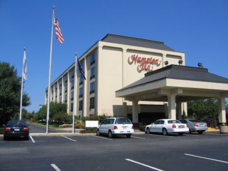 169_573_hampton_inn_Commack.jpg