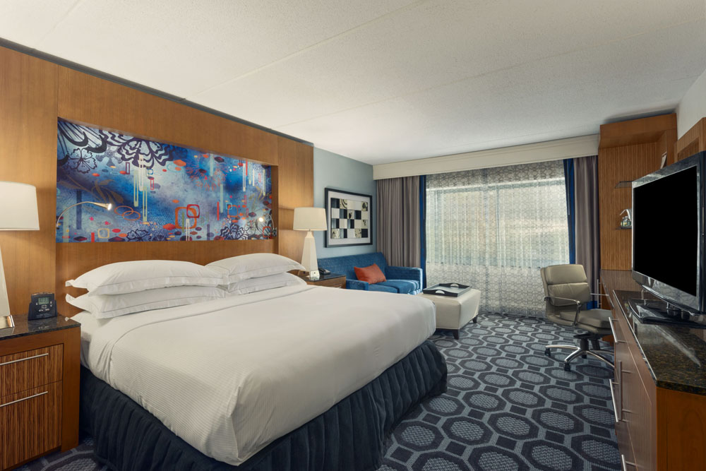 182_2791.jpg - King Room