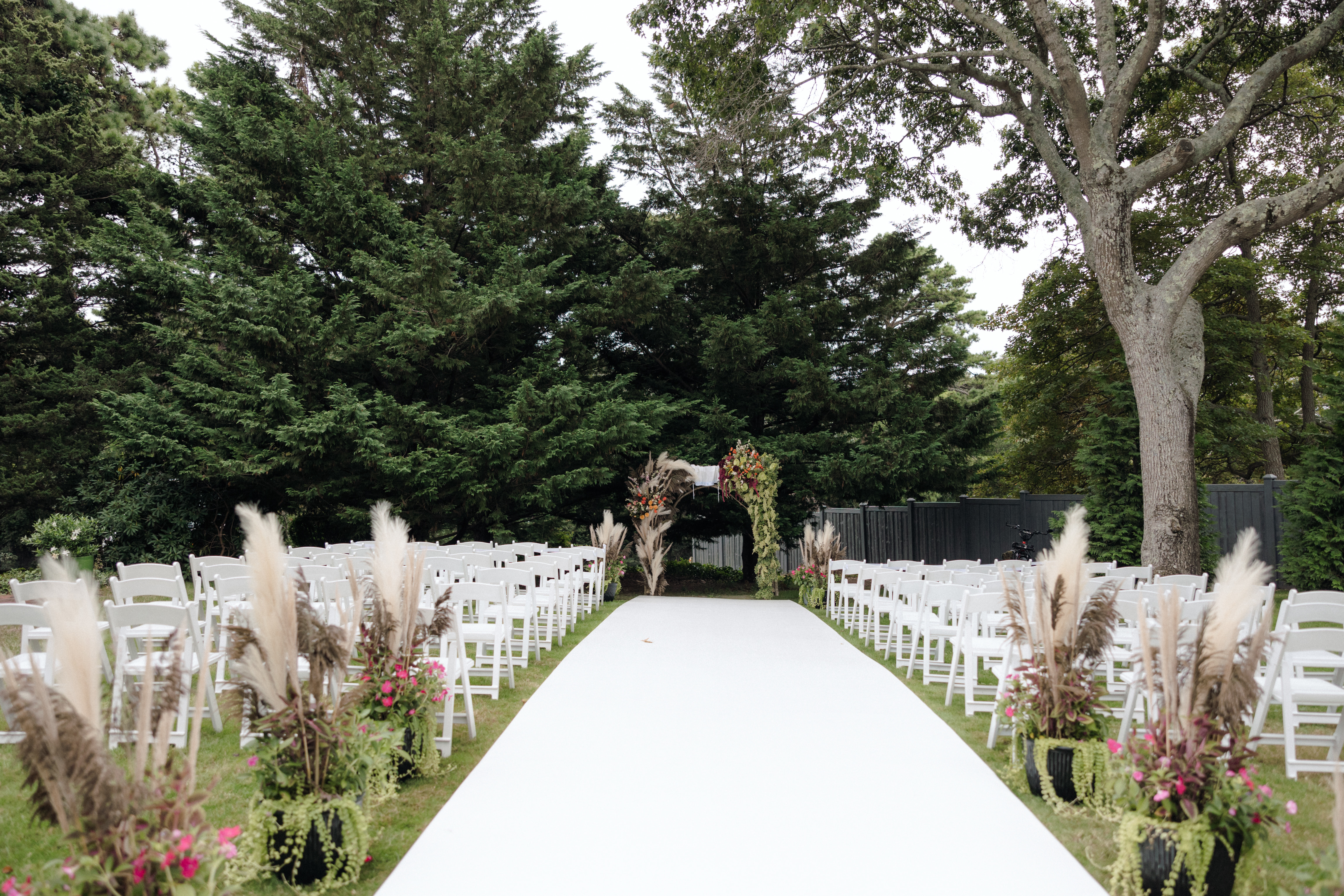 Weddings at The Hampton Maid