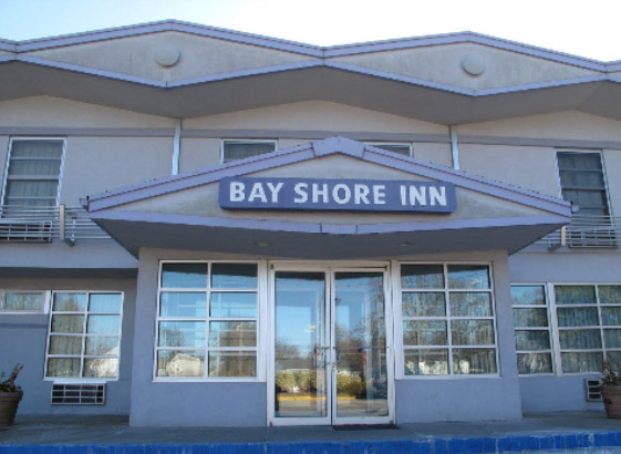 35_696_bay shore inn.jpg