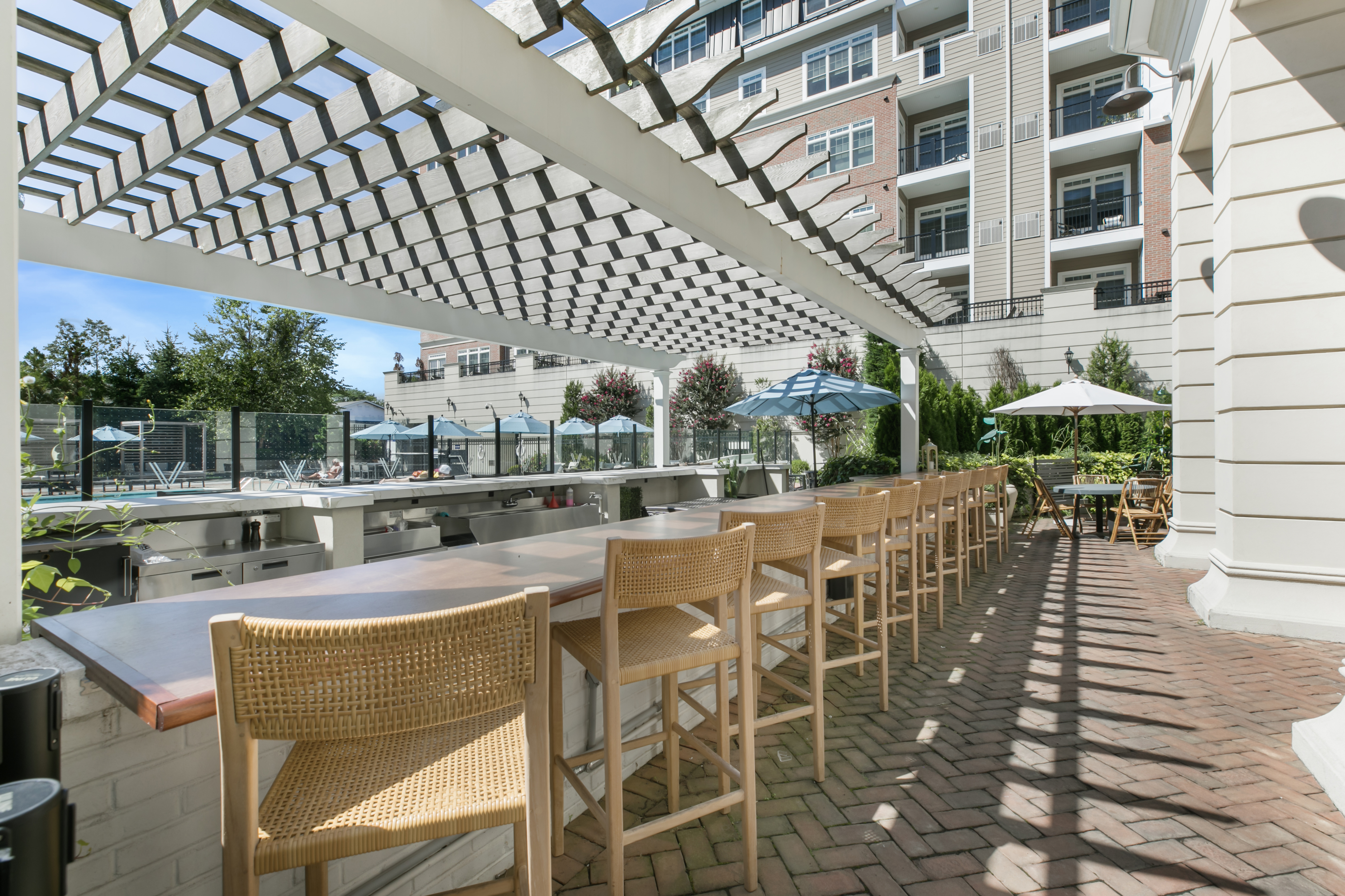 Outdoor Bar - Outdoor Bar