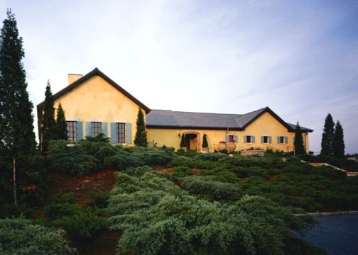 553_734_Wolffer Front.JPG