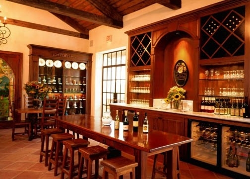 553_736_Wolffer Tasting Room Bar.JPG