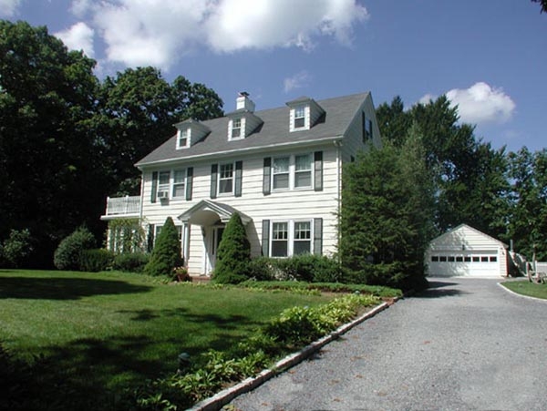 5778_614_East Hampton Colonial Inn.JPG