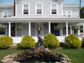 6674_1916.jpg - The Blue Inn at North Fork