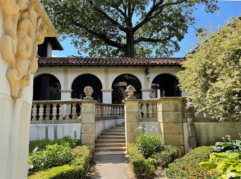 Arcade Garden