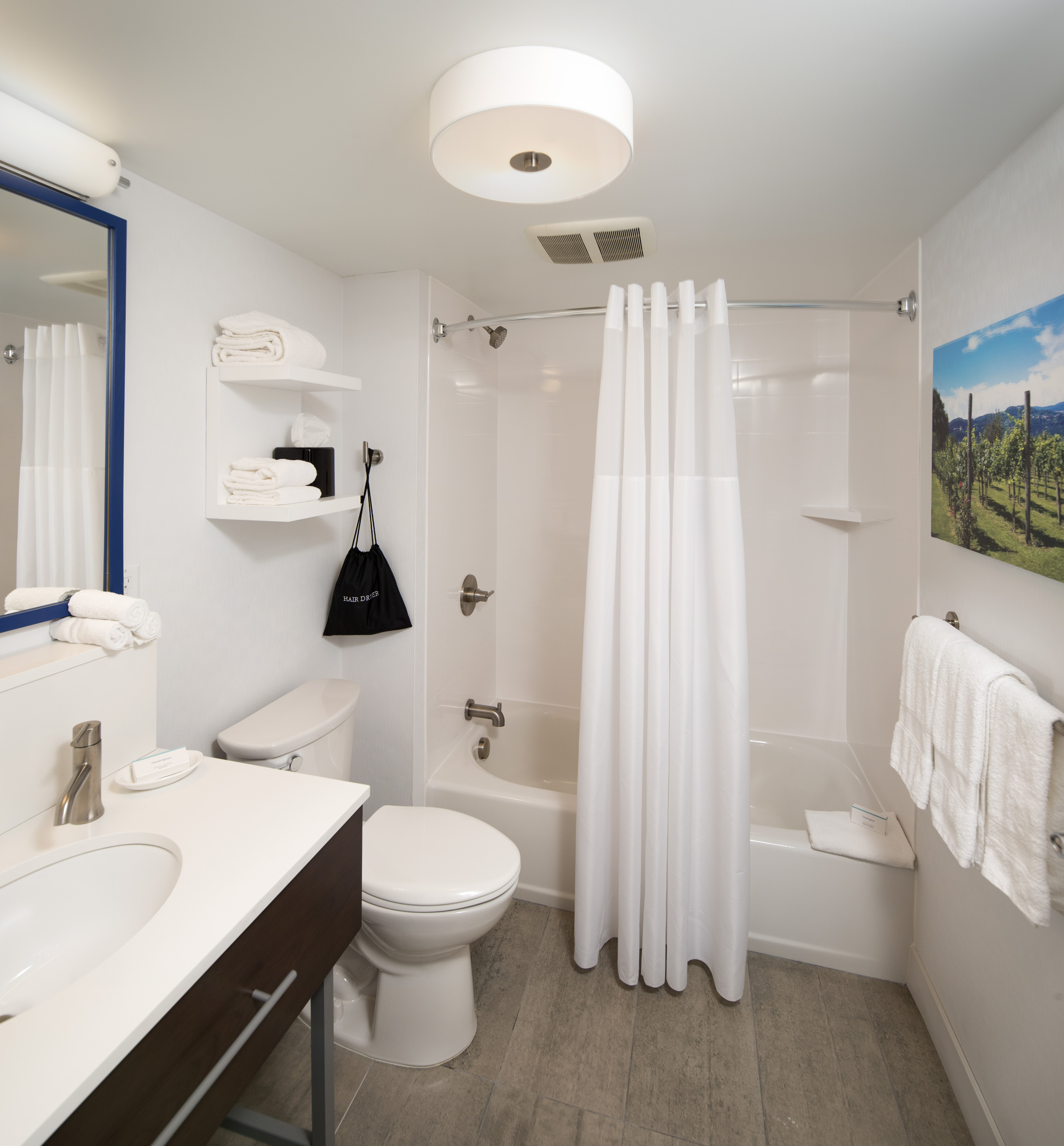 Bathroom with Tub