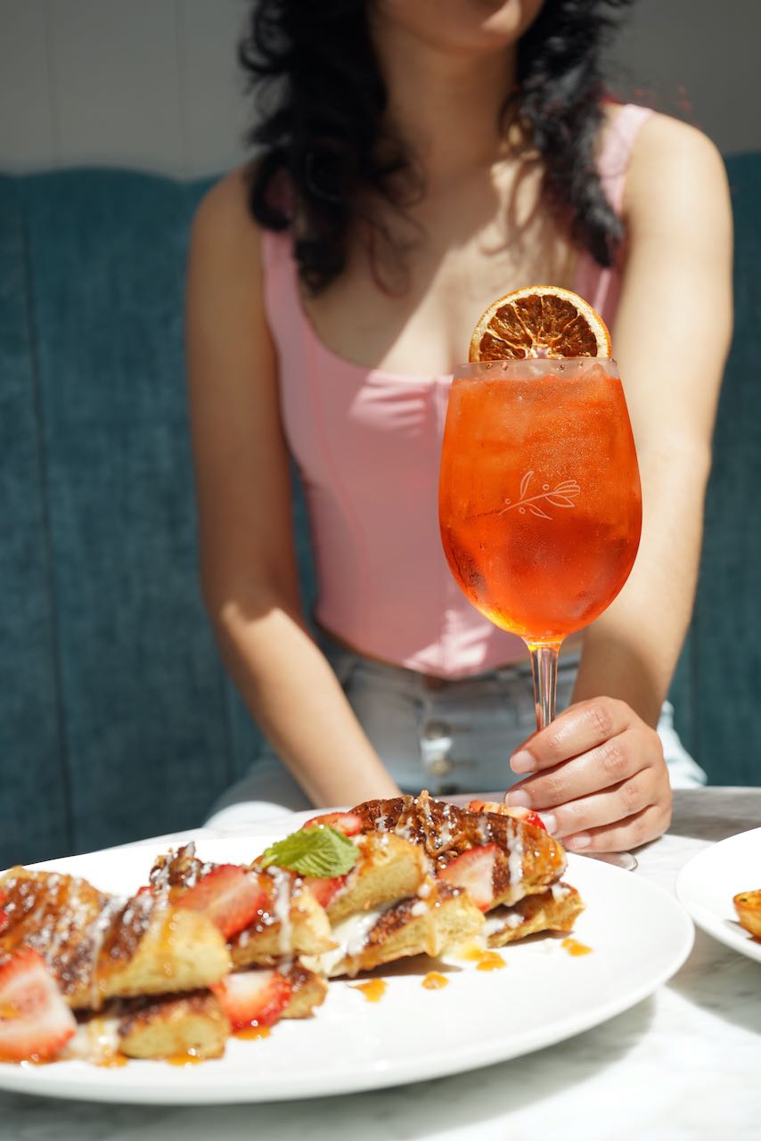 Brunch & Drinks