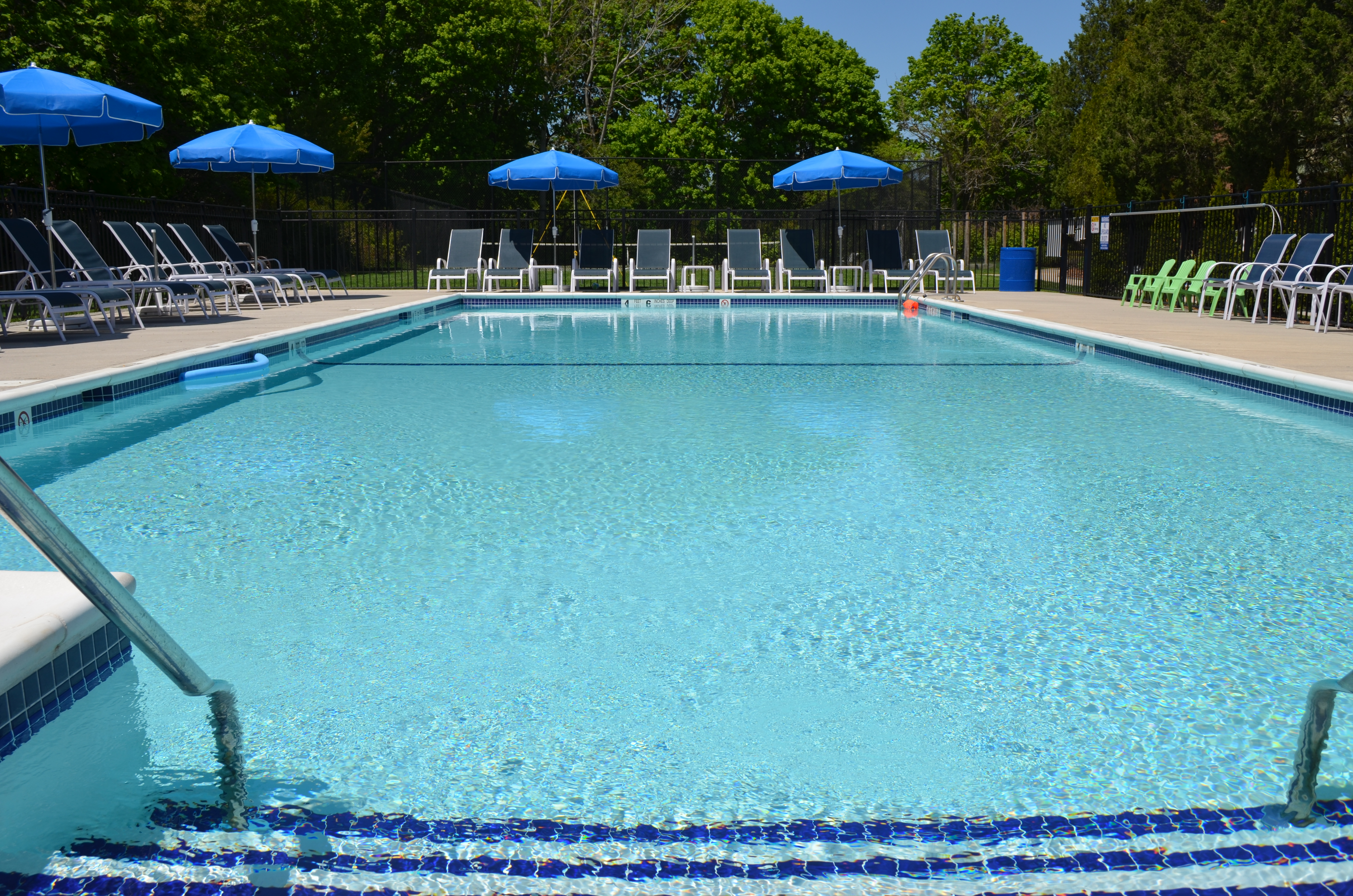 Pool at the Southampton Inn - The heated pool at the Southampton Inn is open May through October.