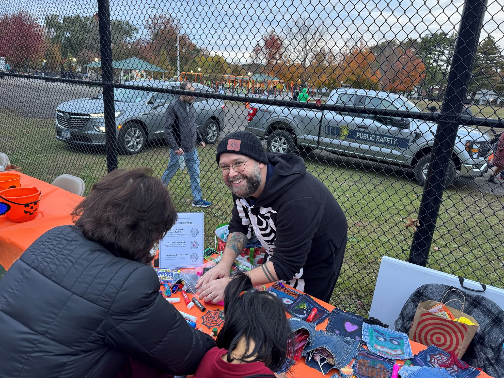HAC Public Engagement - Executive Director, Kieran Johnson, making holloween crafts with kids at Town of Huntington's Halloween at Heckscher Park 2025.