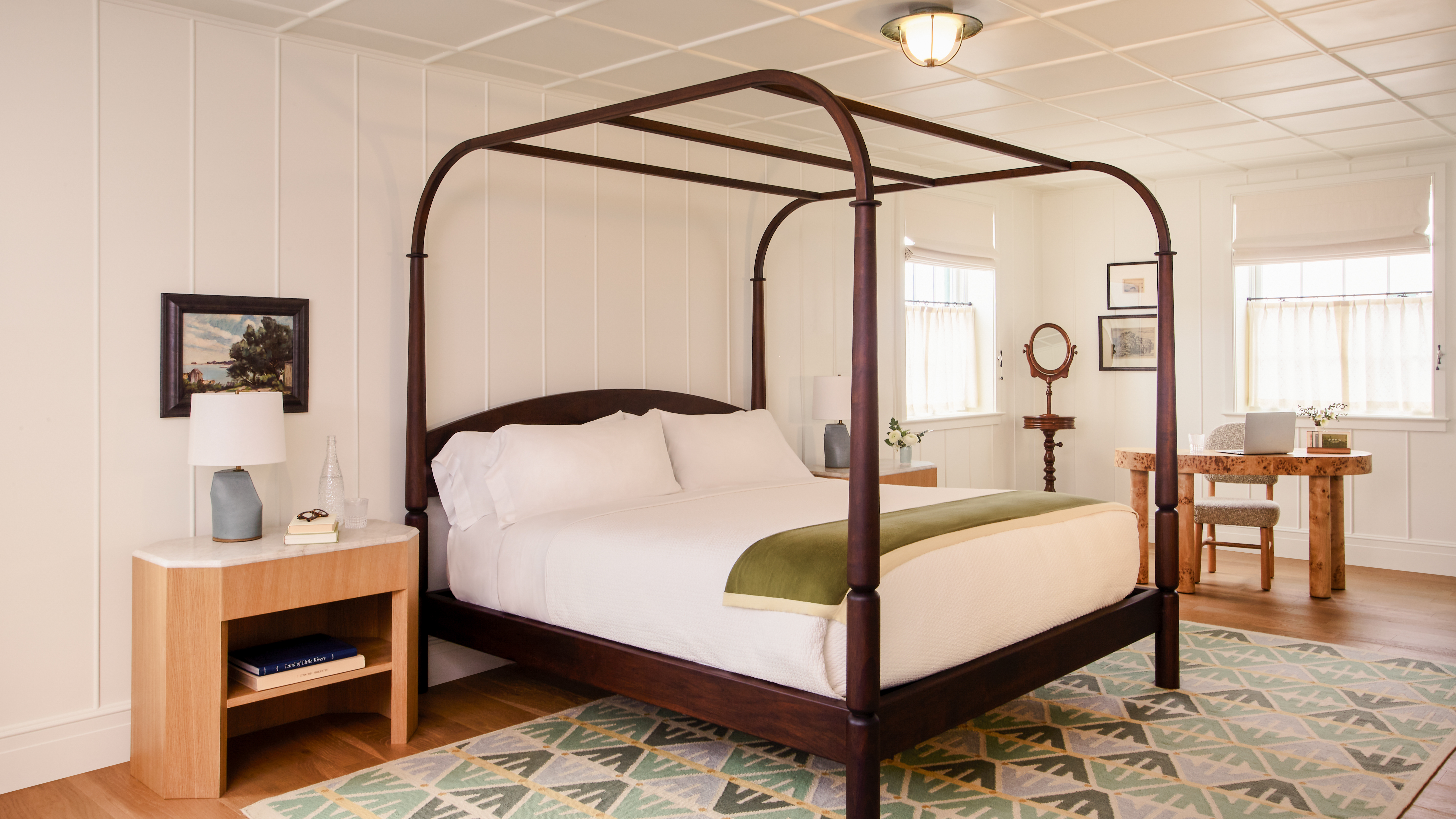 Canoe Place Guest Room II