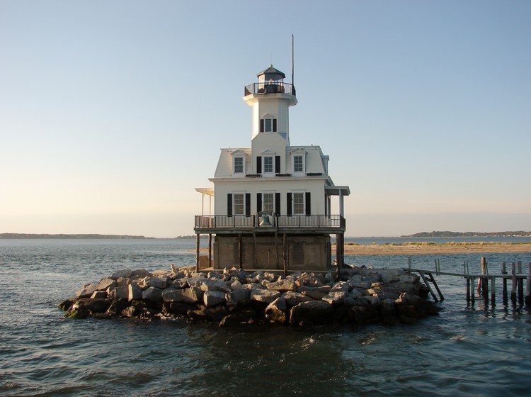 Greenport Lighthouse and Seal Watching Cruise