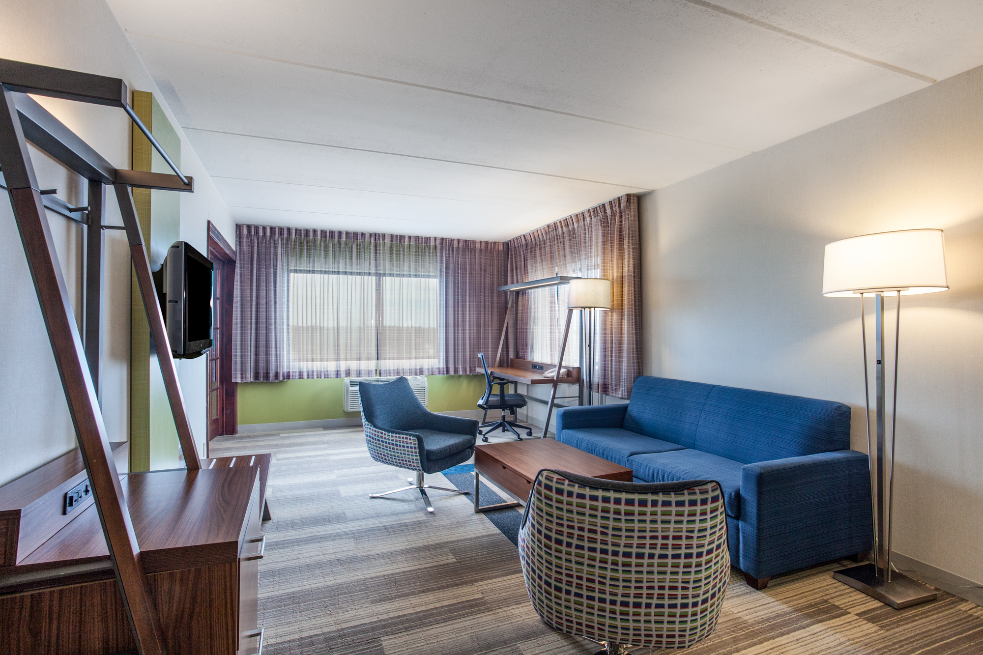 Bridal Suite-Living Room