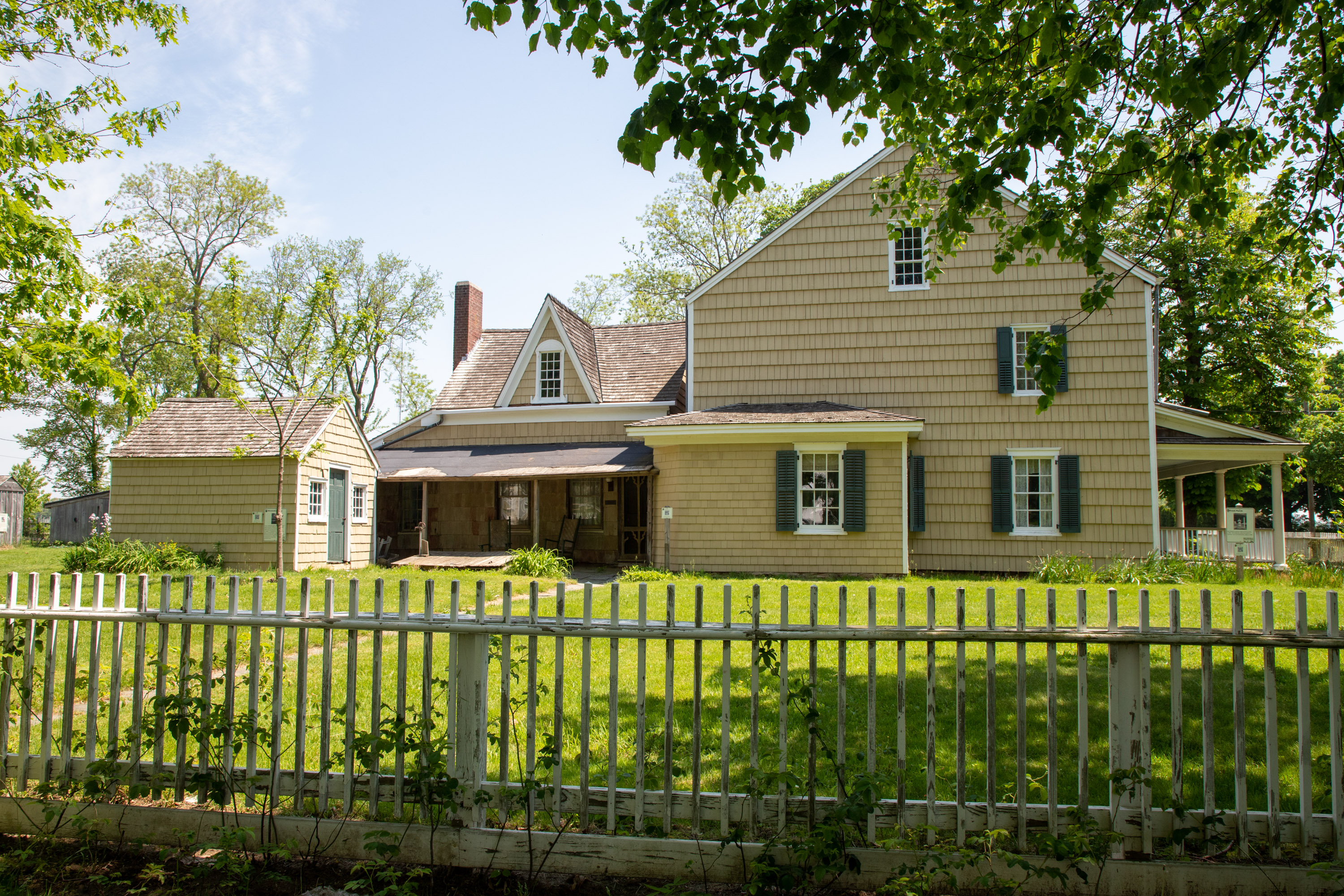 Hallock Homestead