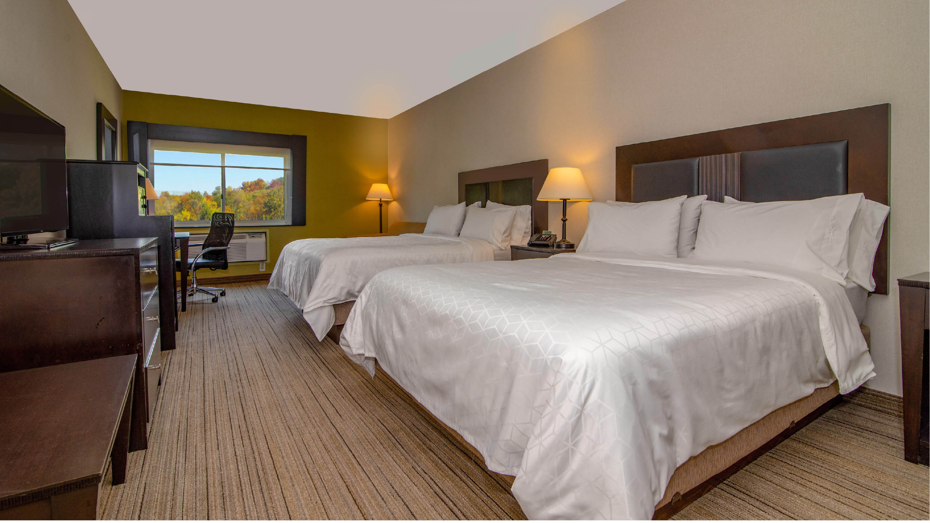 Newly renovated sleeping rooms includes FREE hot deluxe breakfast and FREE wifi