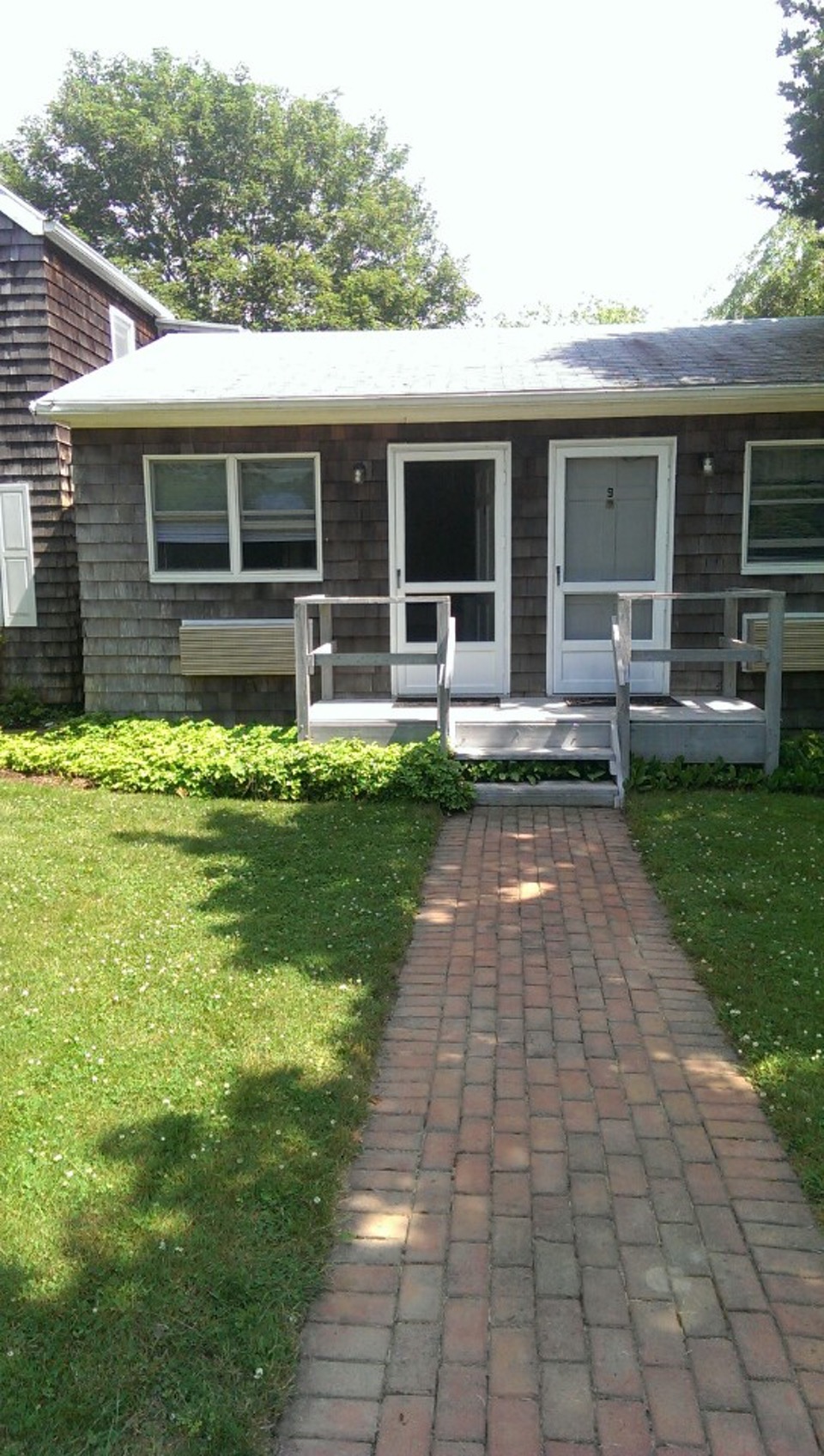 Sea Breeze Inn