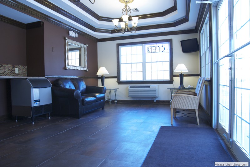 Smithtown Inn Town House Motel