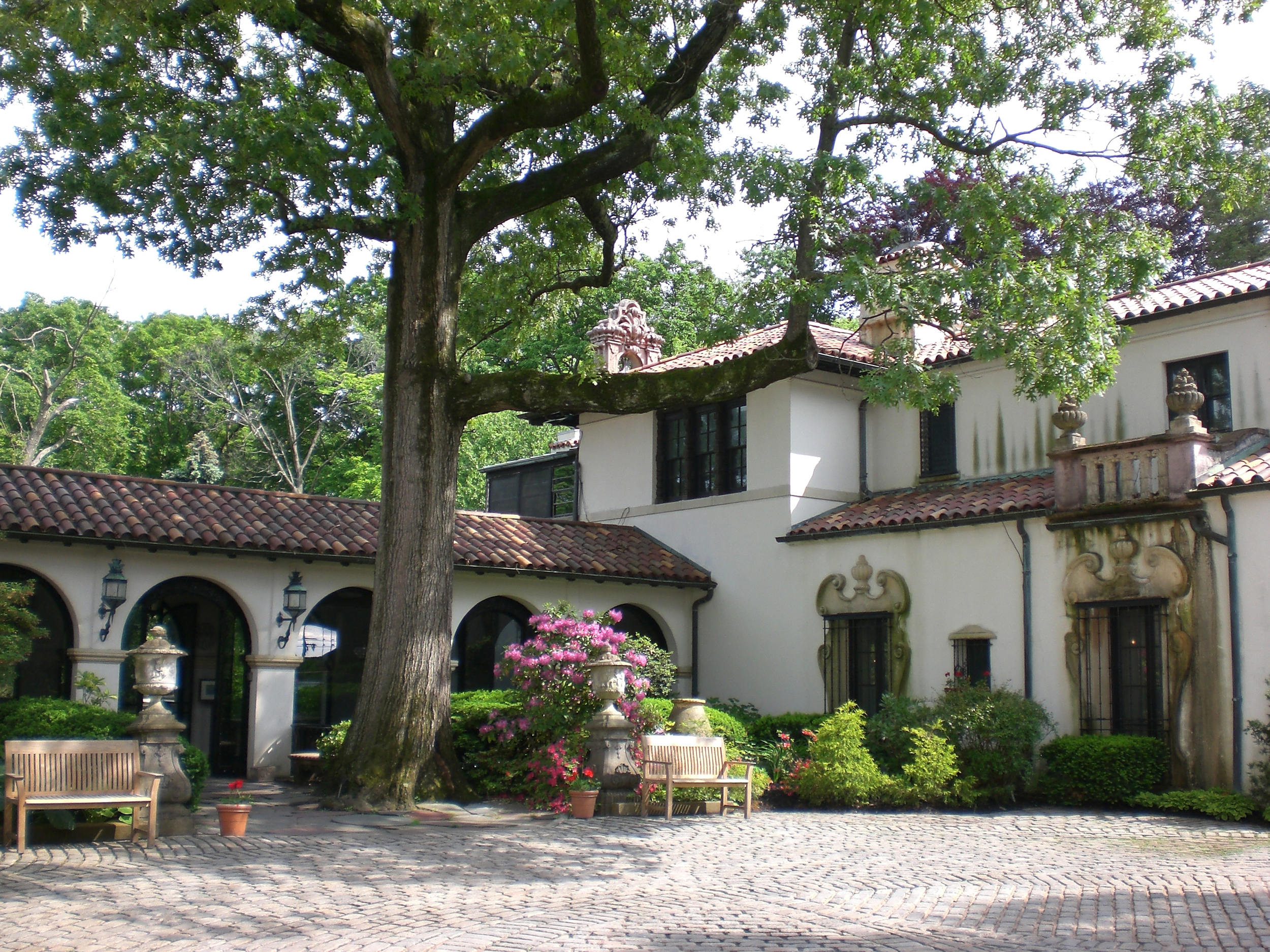 Vanderbilt Mansion Courtyard