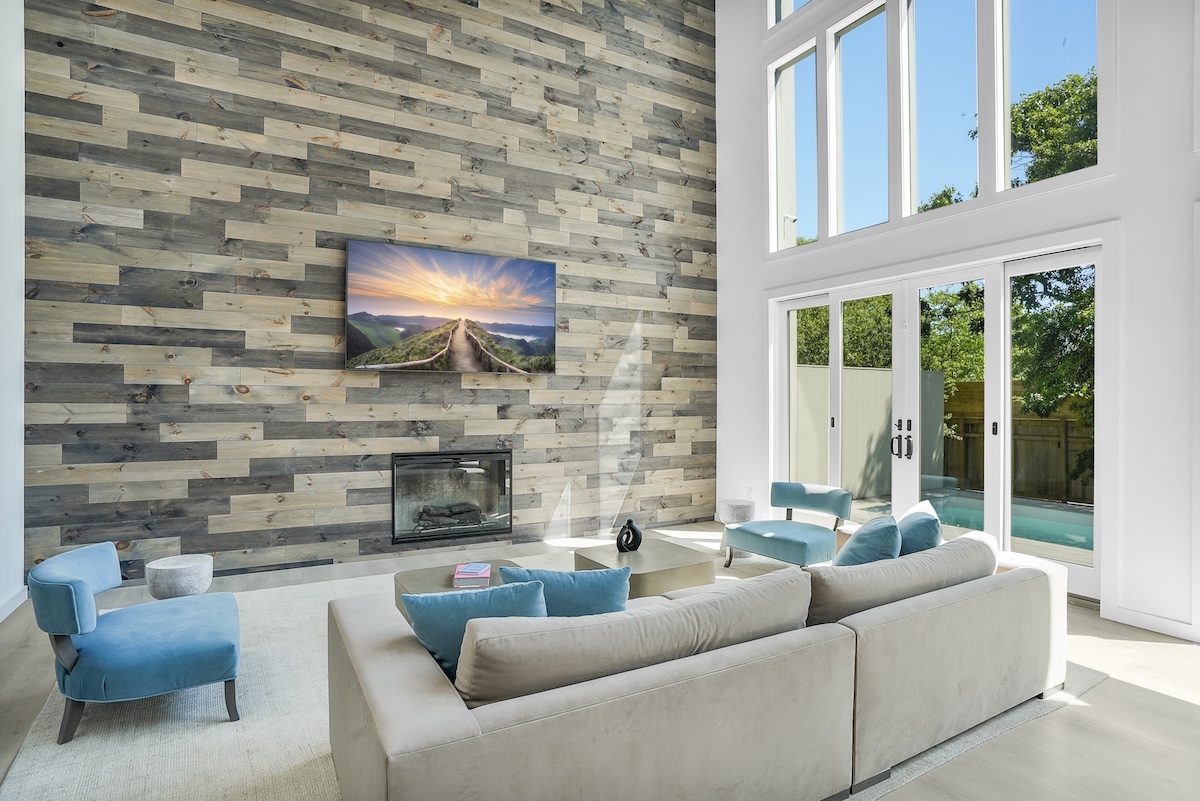 Living Room Pines Point