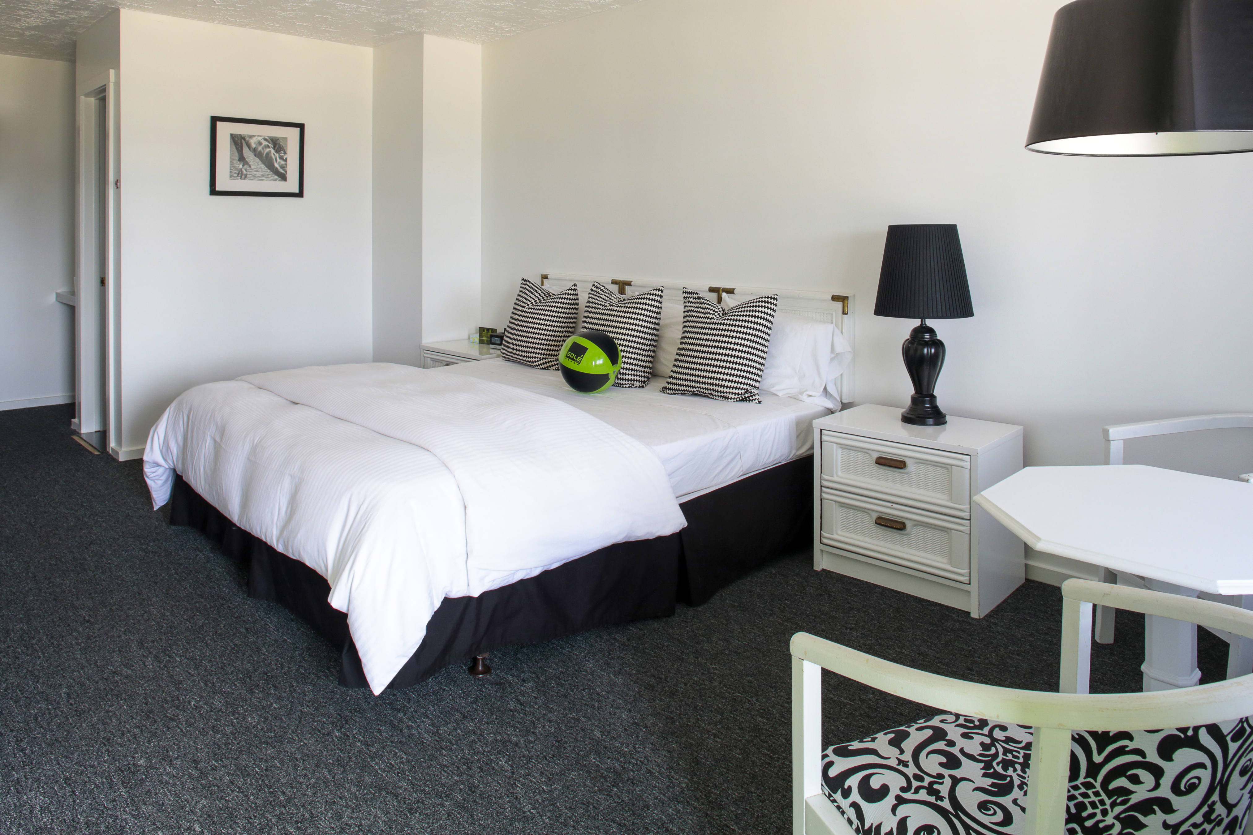 Sole Beach Hotel King