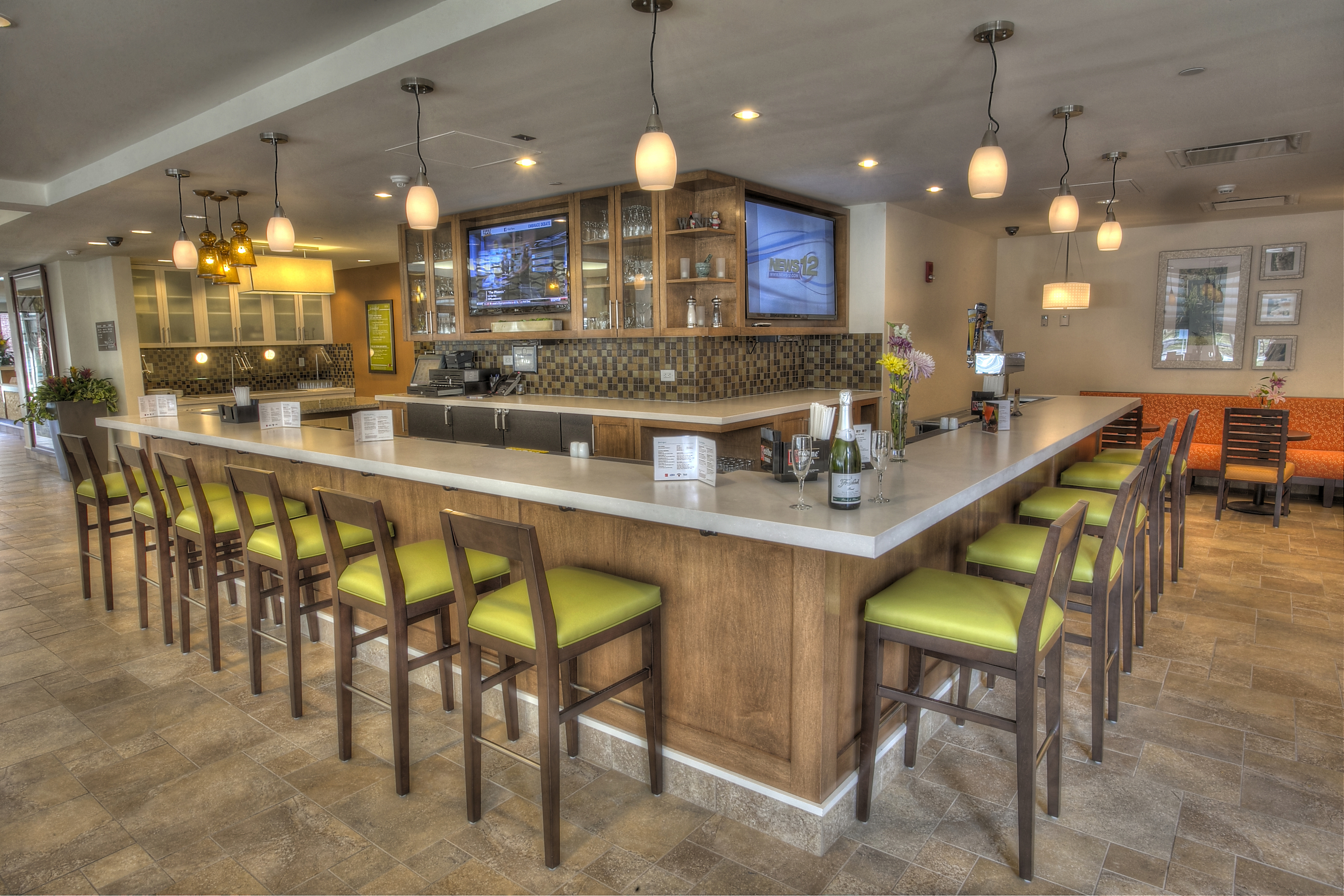 Hotel Bar