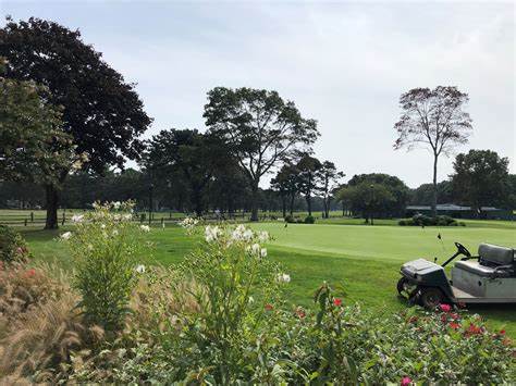 Pine Hills Golf Course Overview