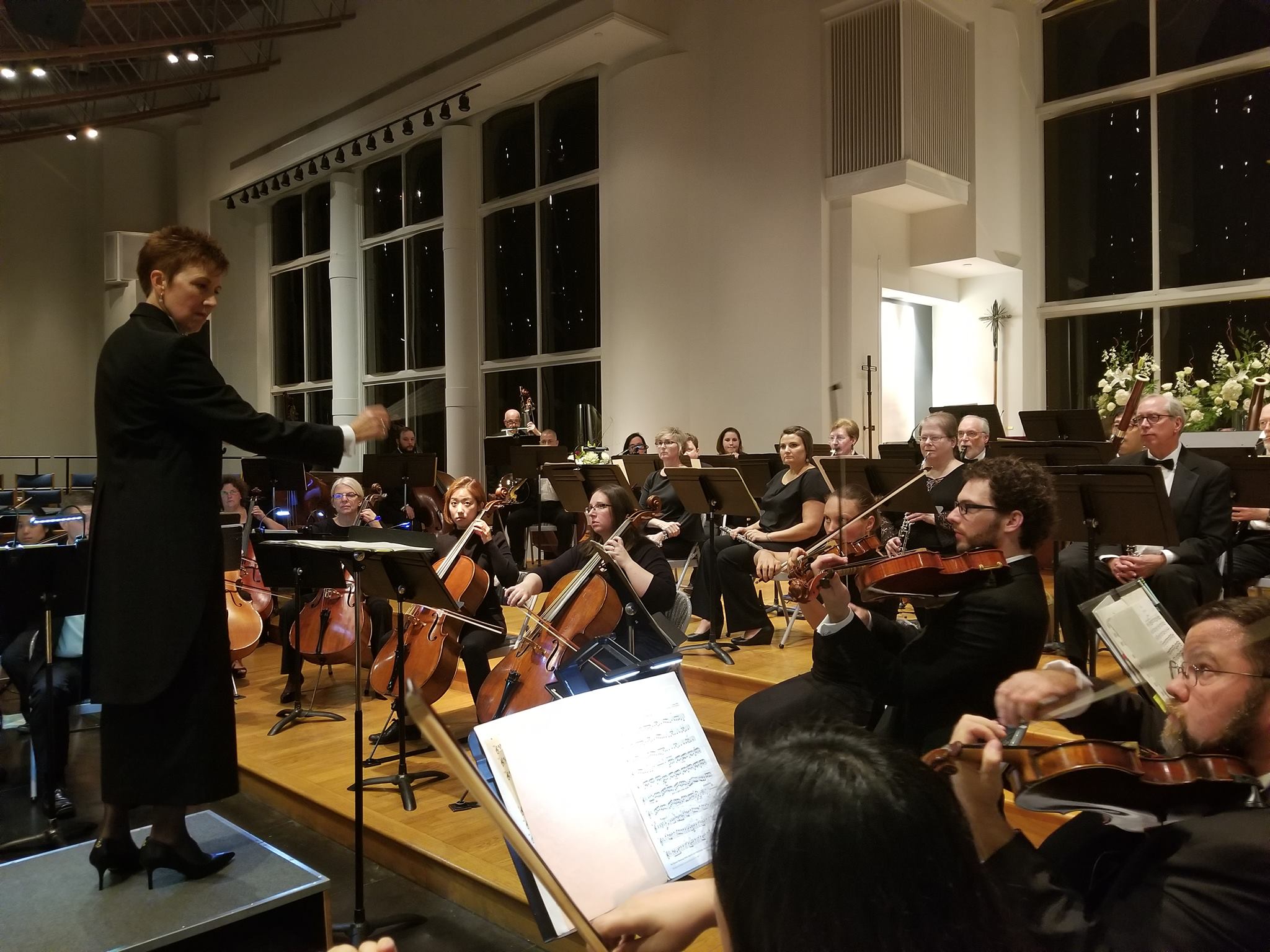 洋楽 The Saturn Symphony Orchestra ORG Grand Junction Symphony Orchestra brings a world premiere to
